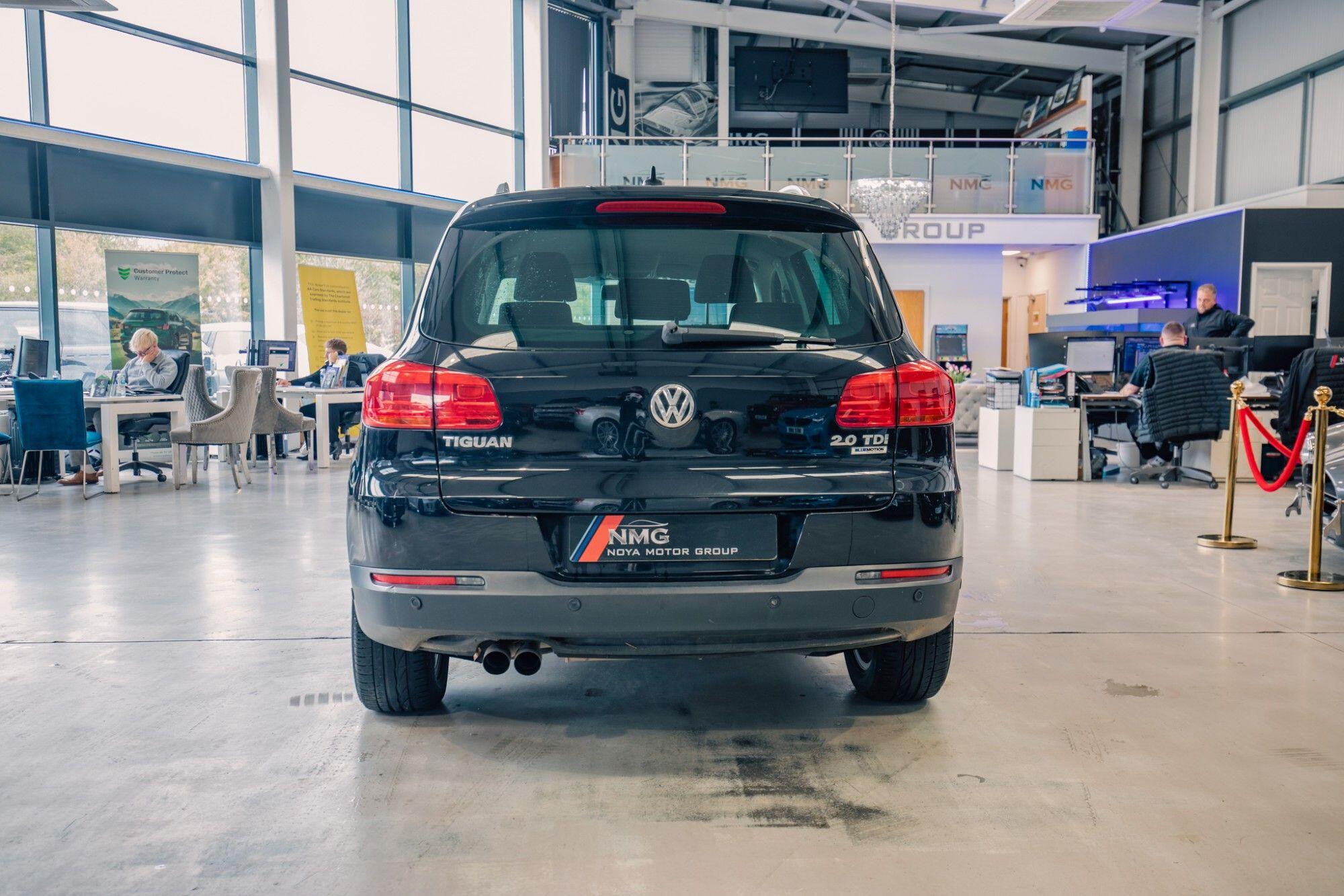 Volkswagen Tiguan view 29