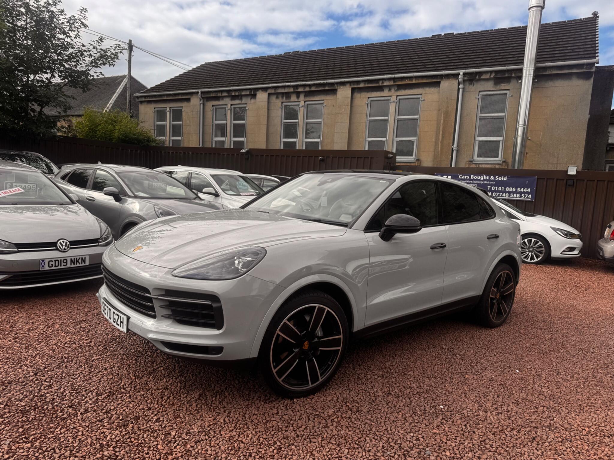 Porsche Cayenne view 6
