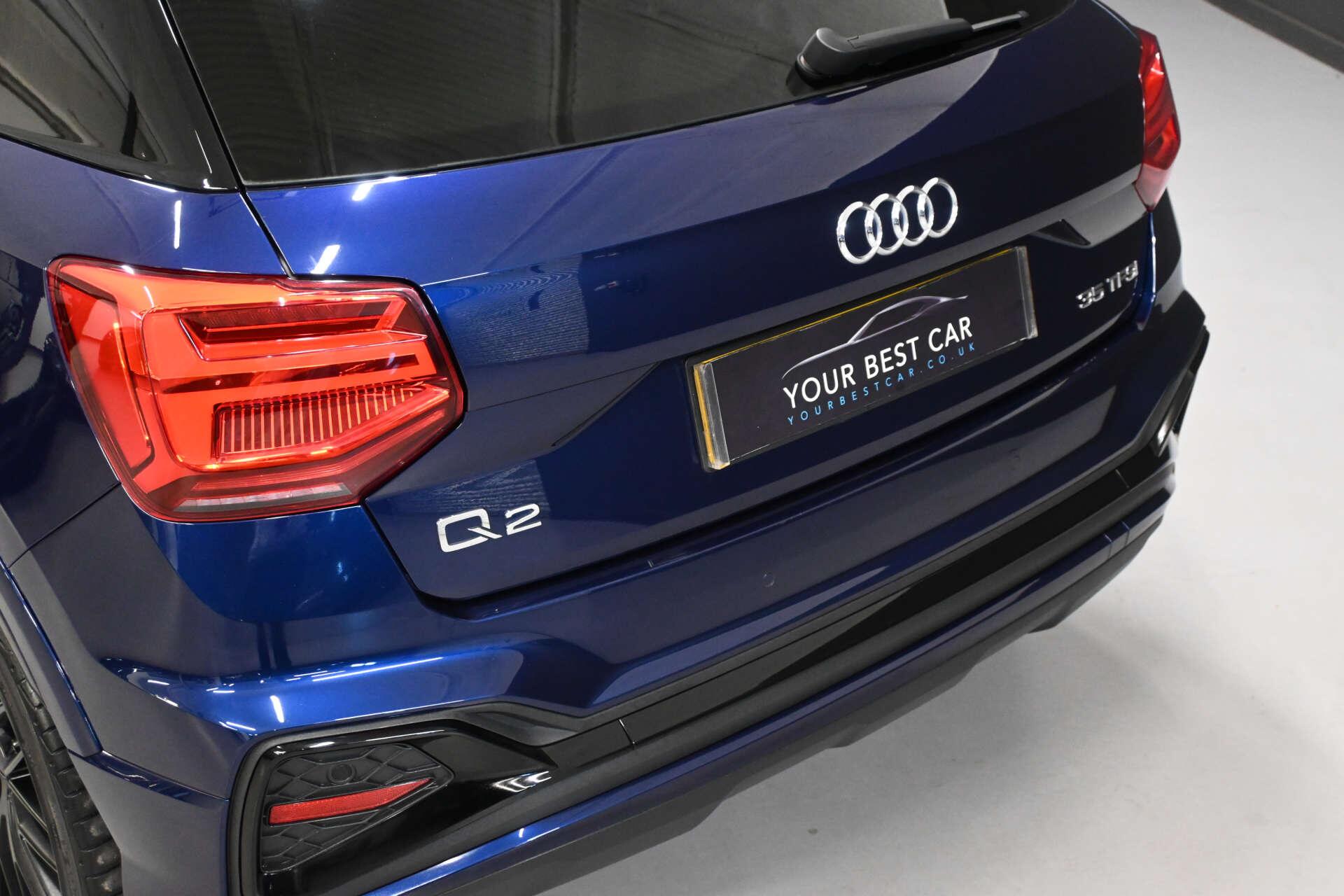 Audi Q2 view 50