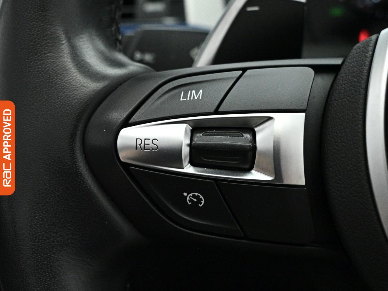 BMW 2 Series view 23