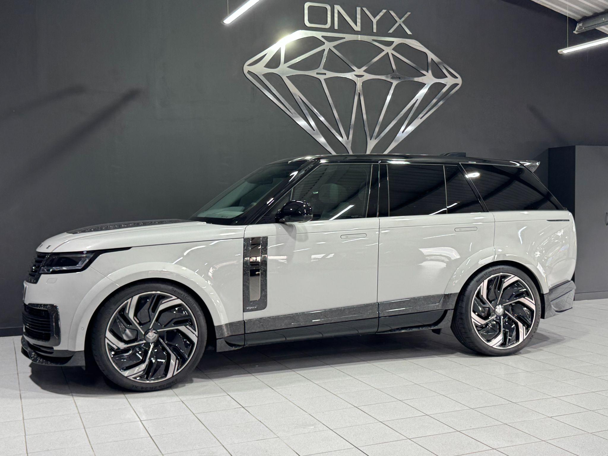Land Rover Range Rover view 21