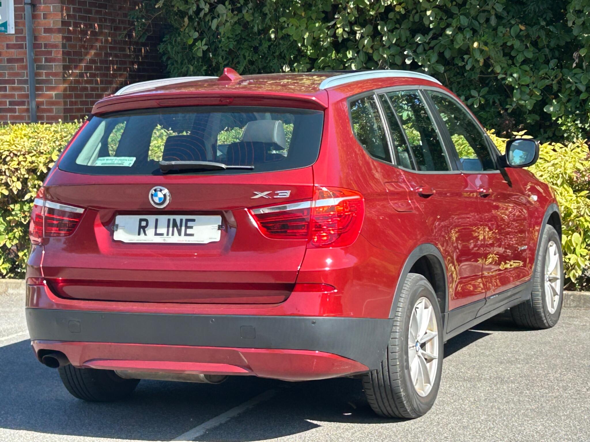 BMW X3 view 11