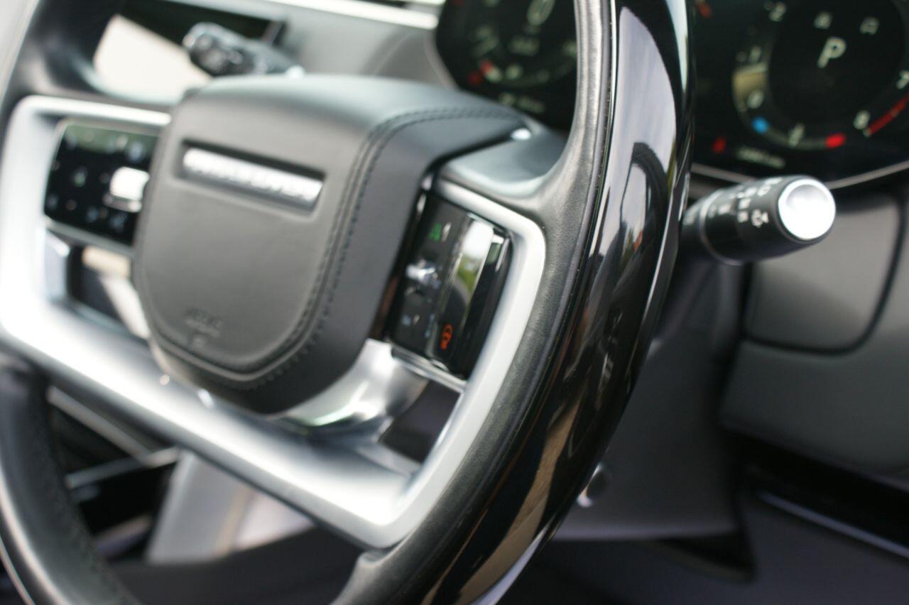 Land Rover Range Rover view 55