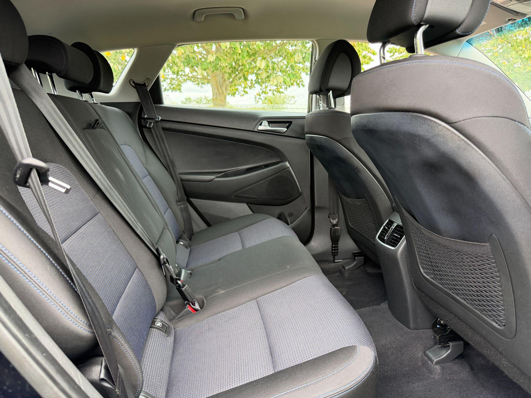 Hyundai Tucson view 24