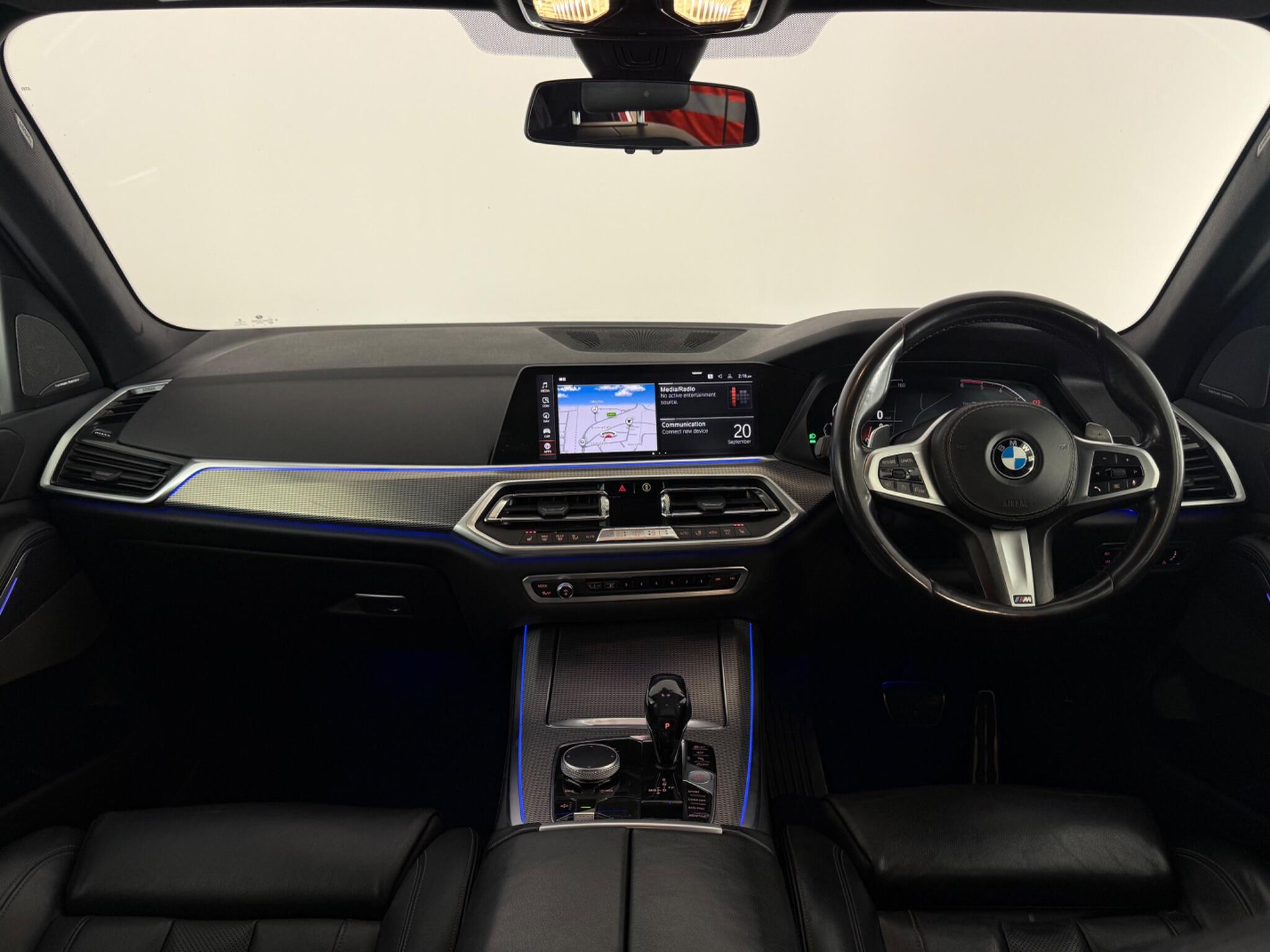 BMW X5 view 24