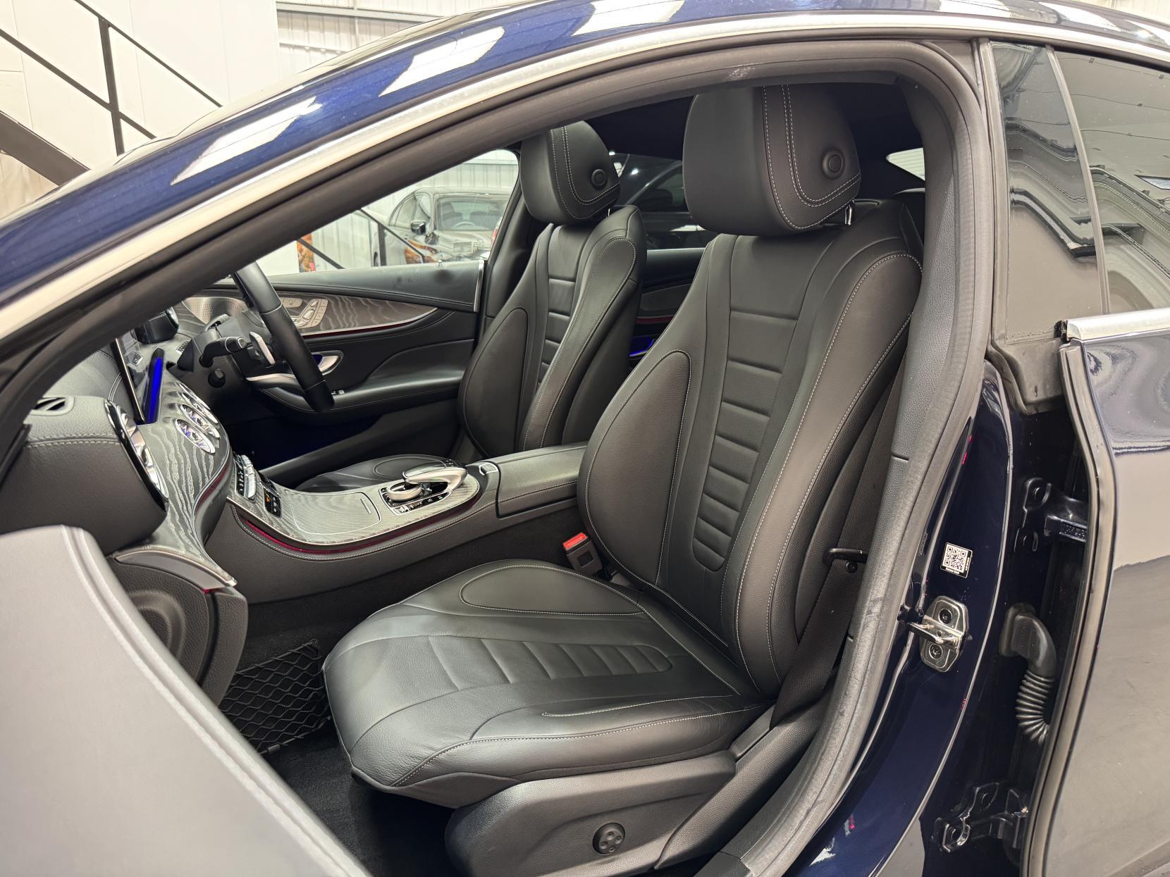 Mercedes-Benz CLS view 60