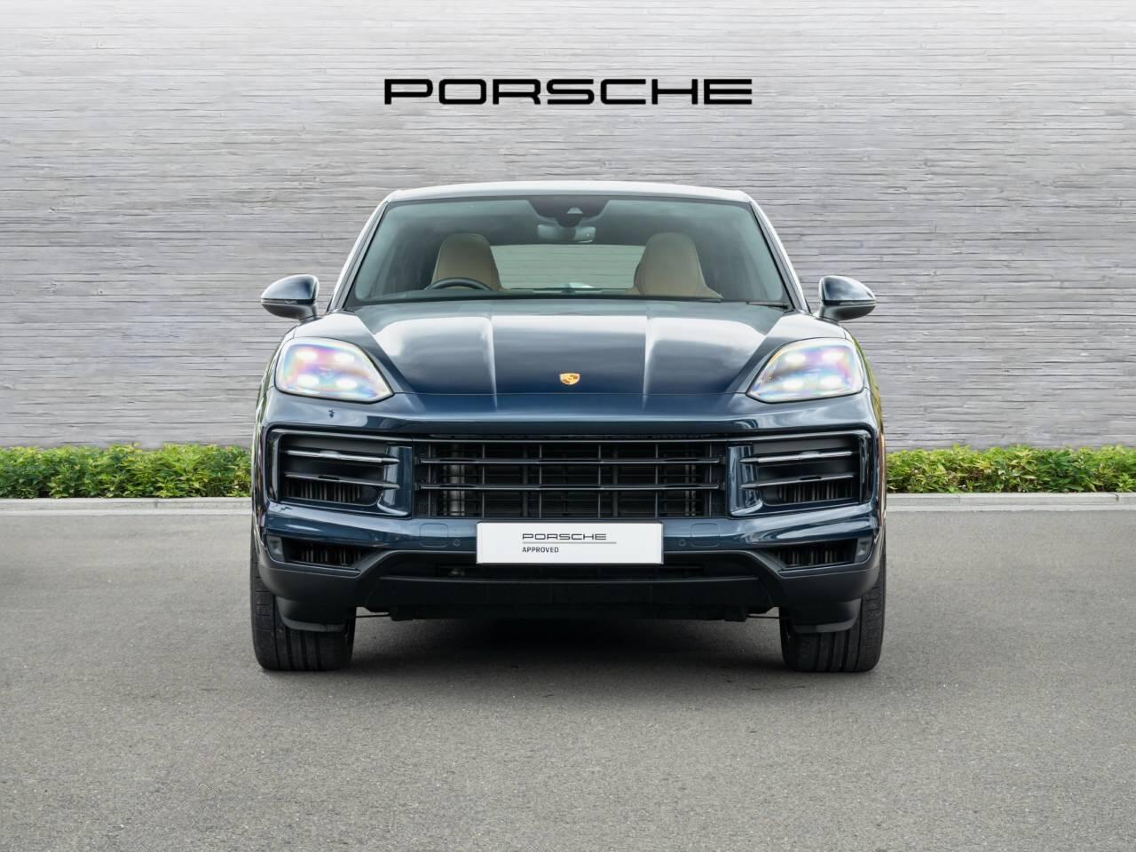 Porsche Cayenne view 6