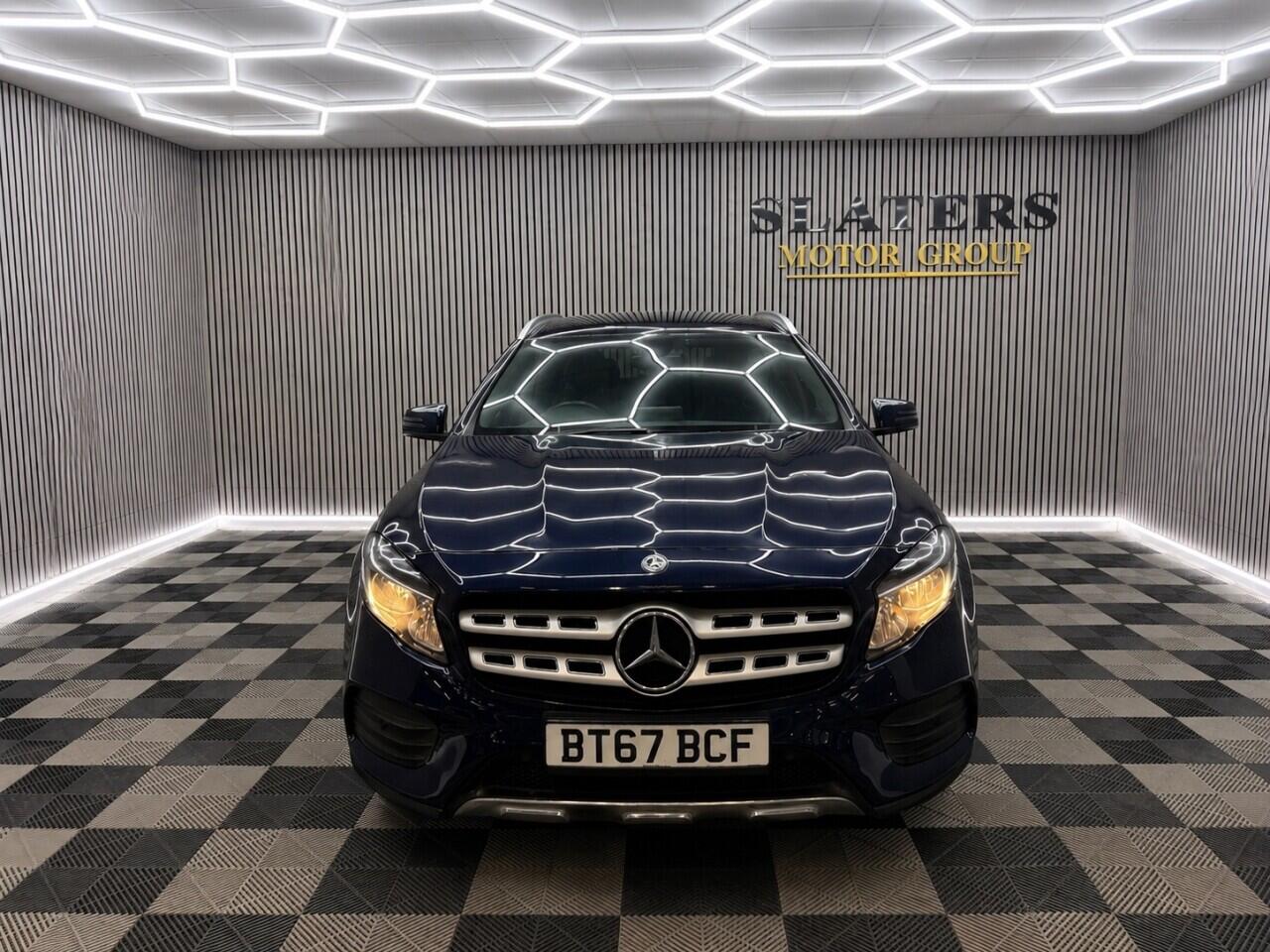Mercedes-Benz Gla view 2