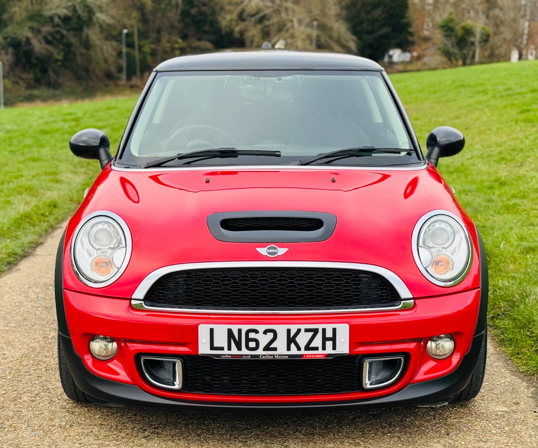 2013 MINI Hatch image 5