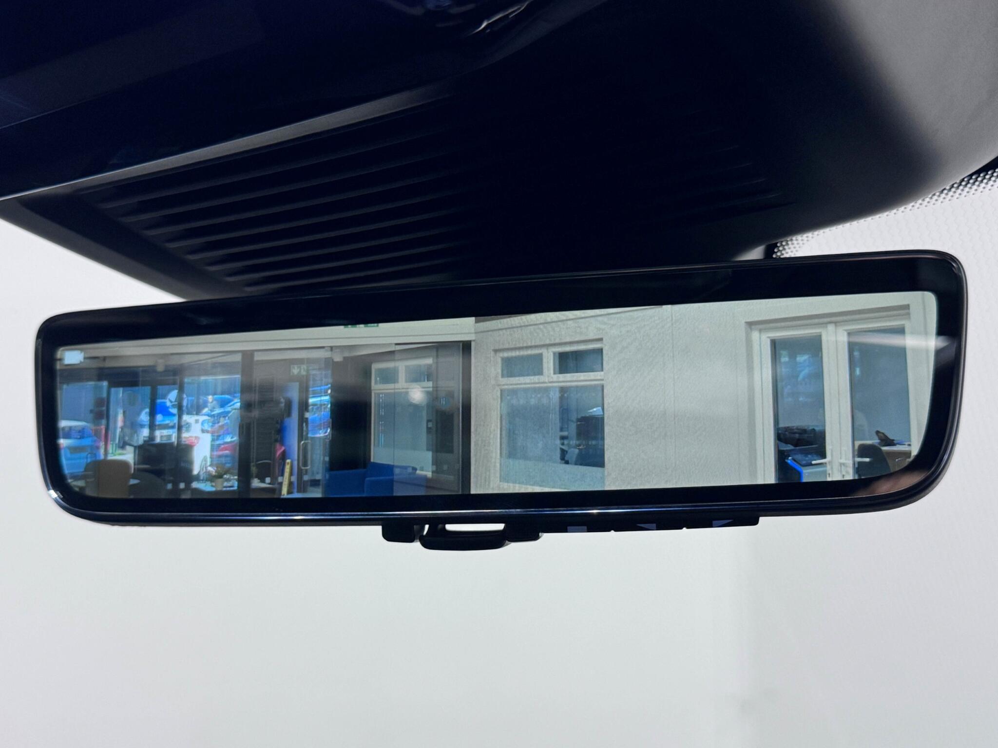 Land Rover Range Rover Sport view 17