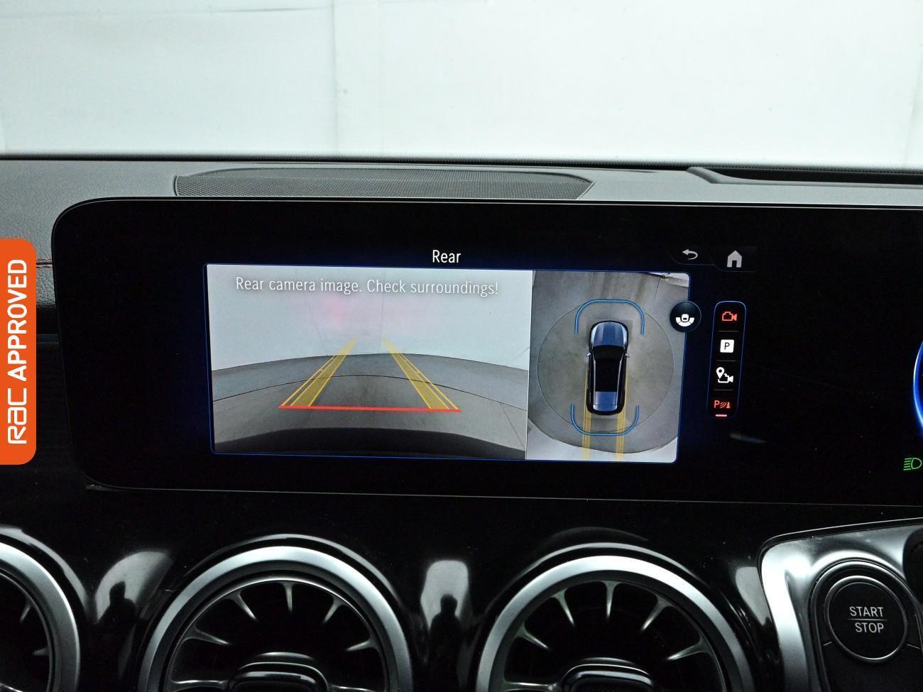 Mercedes-Benz EQB view 18