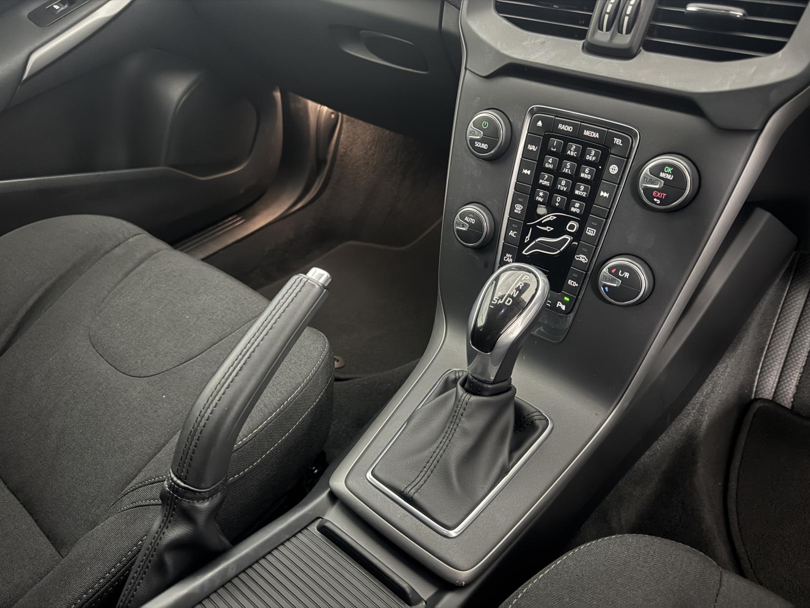 Volvo V40 view 68