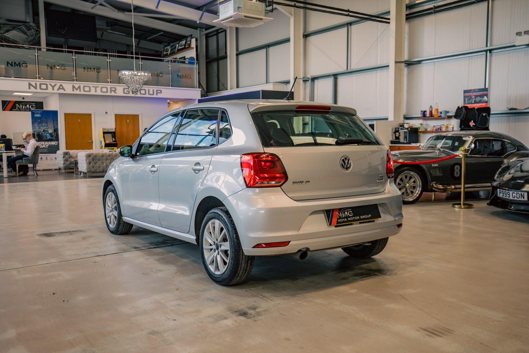 Volkswagen Polo view 28