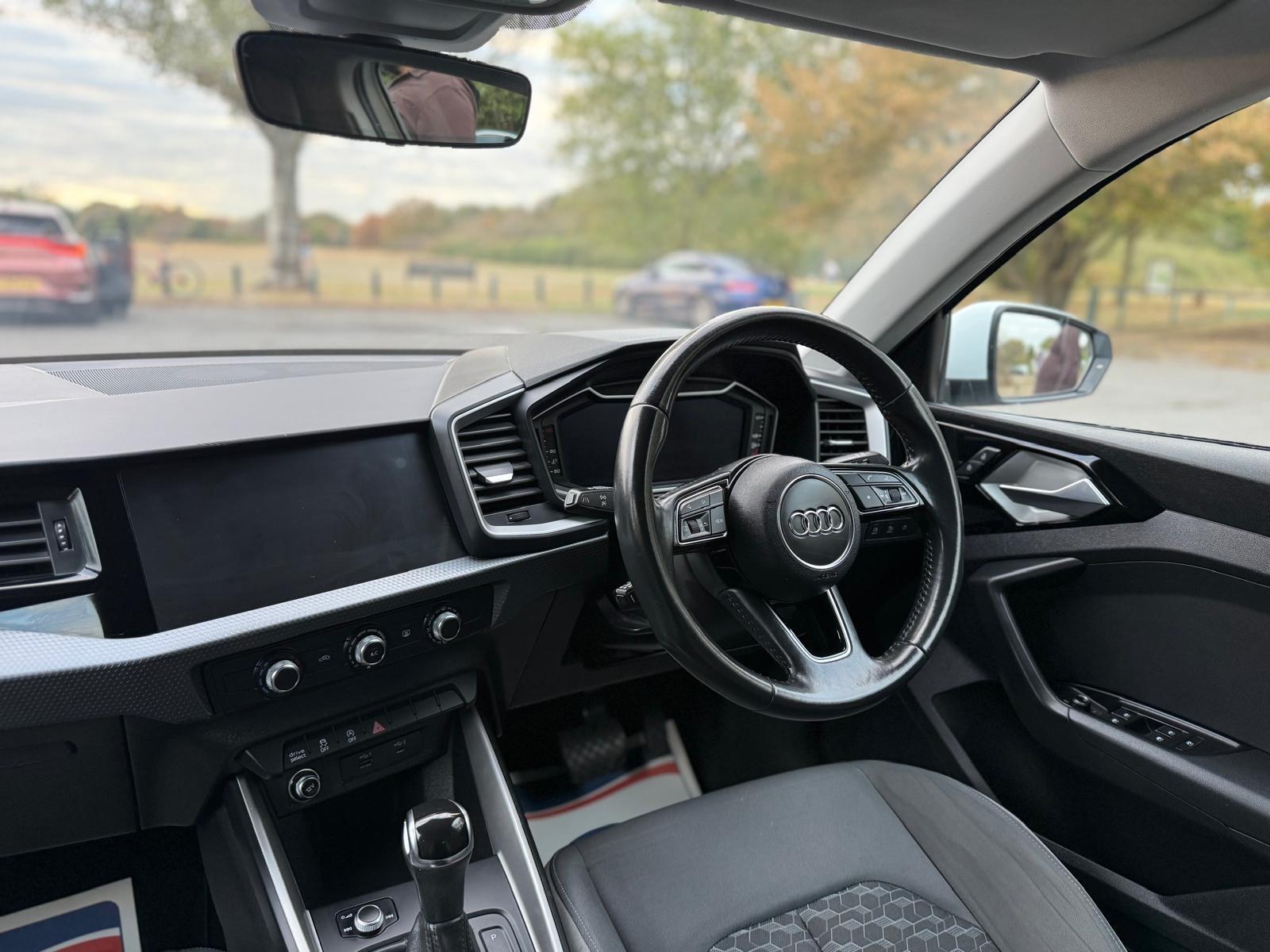 Audi A1 view 22