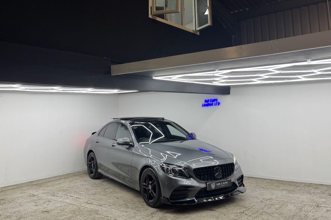 Mercedes-Benz C-Class view 5