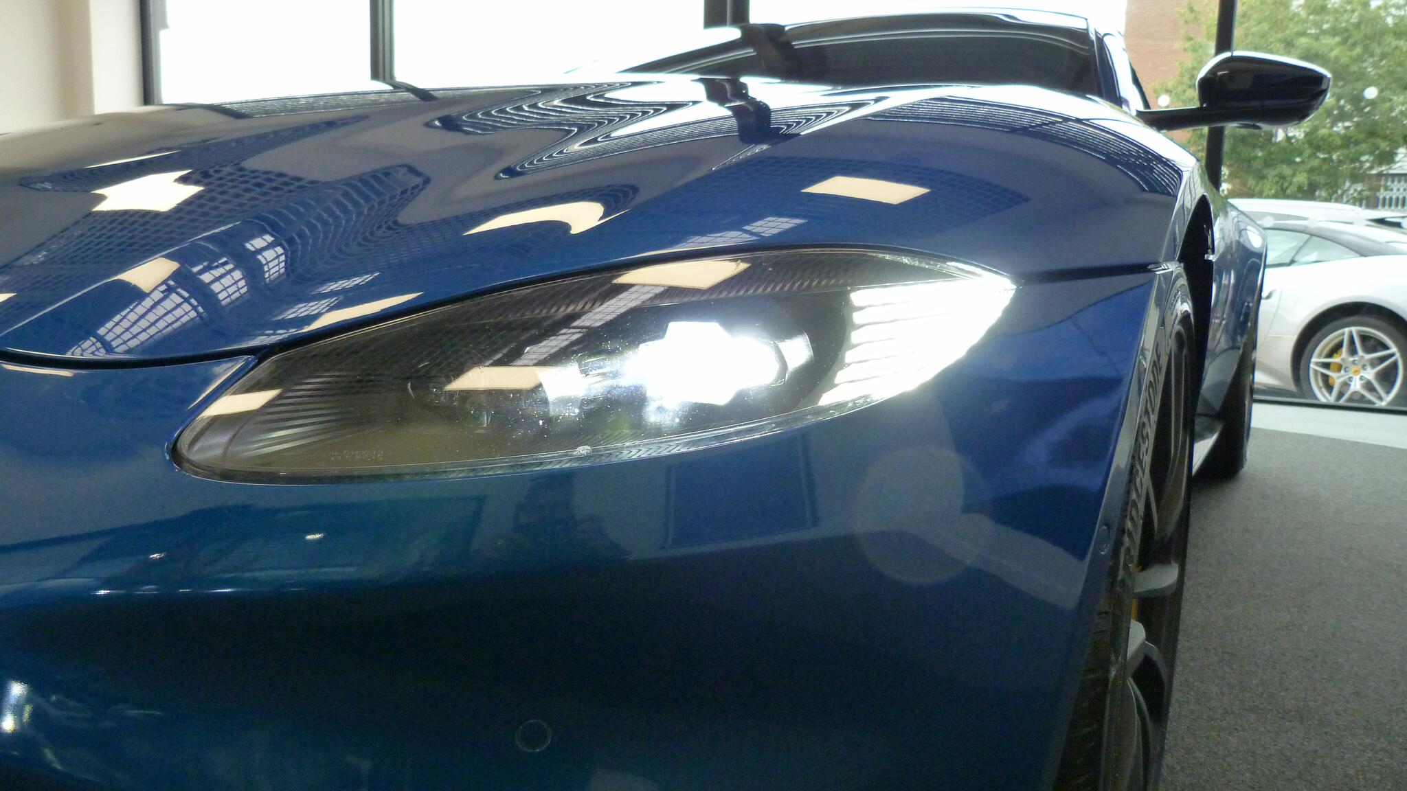 Aston Martin Vantage view 38