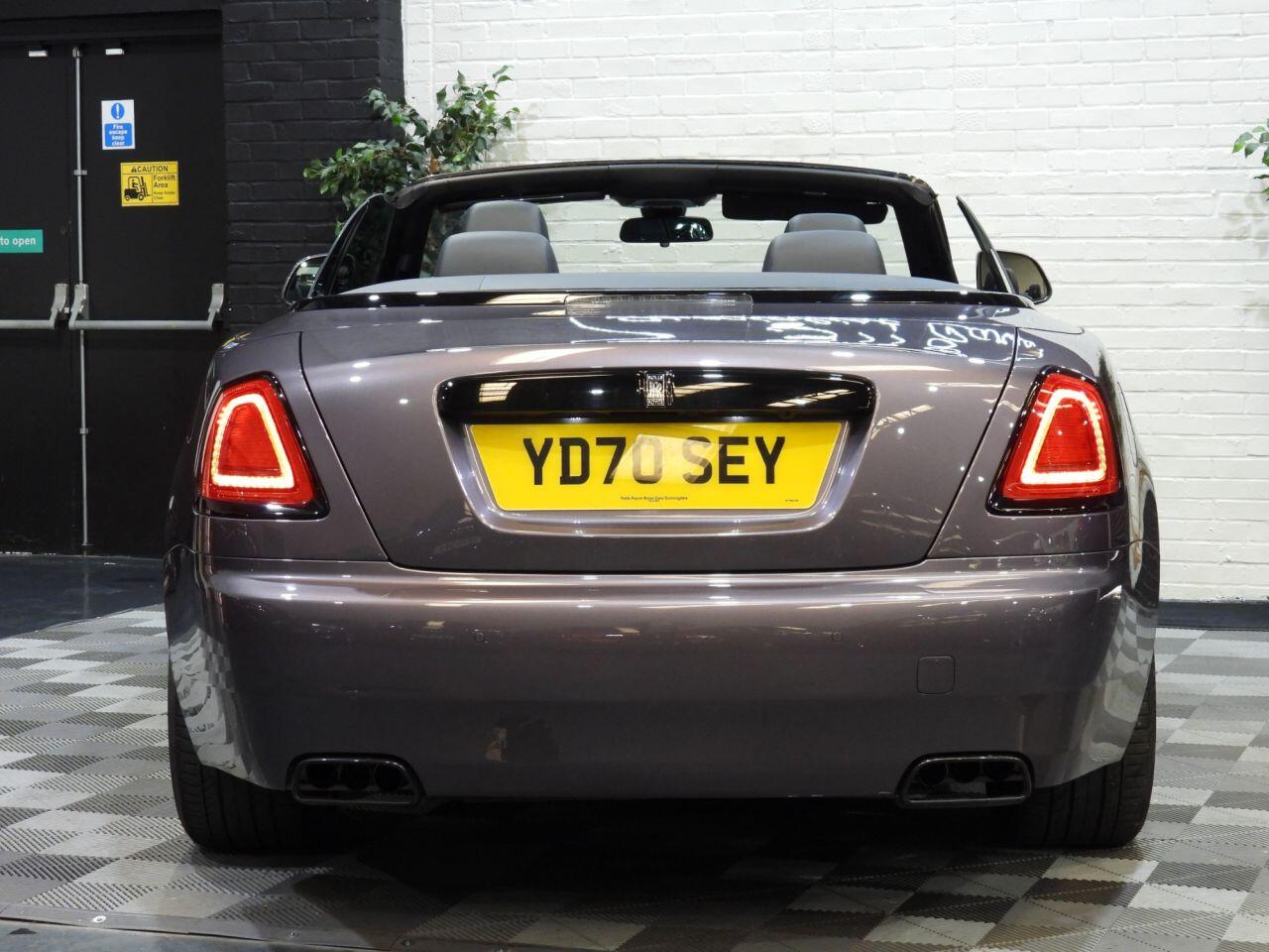 Rolls-Royce Dawn view 12