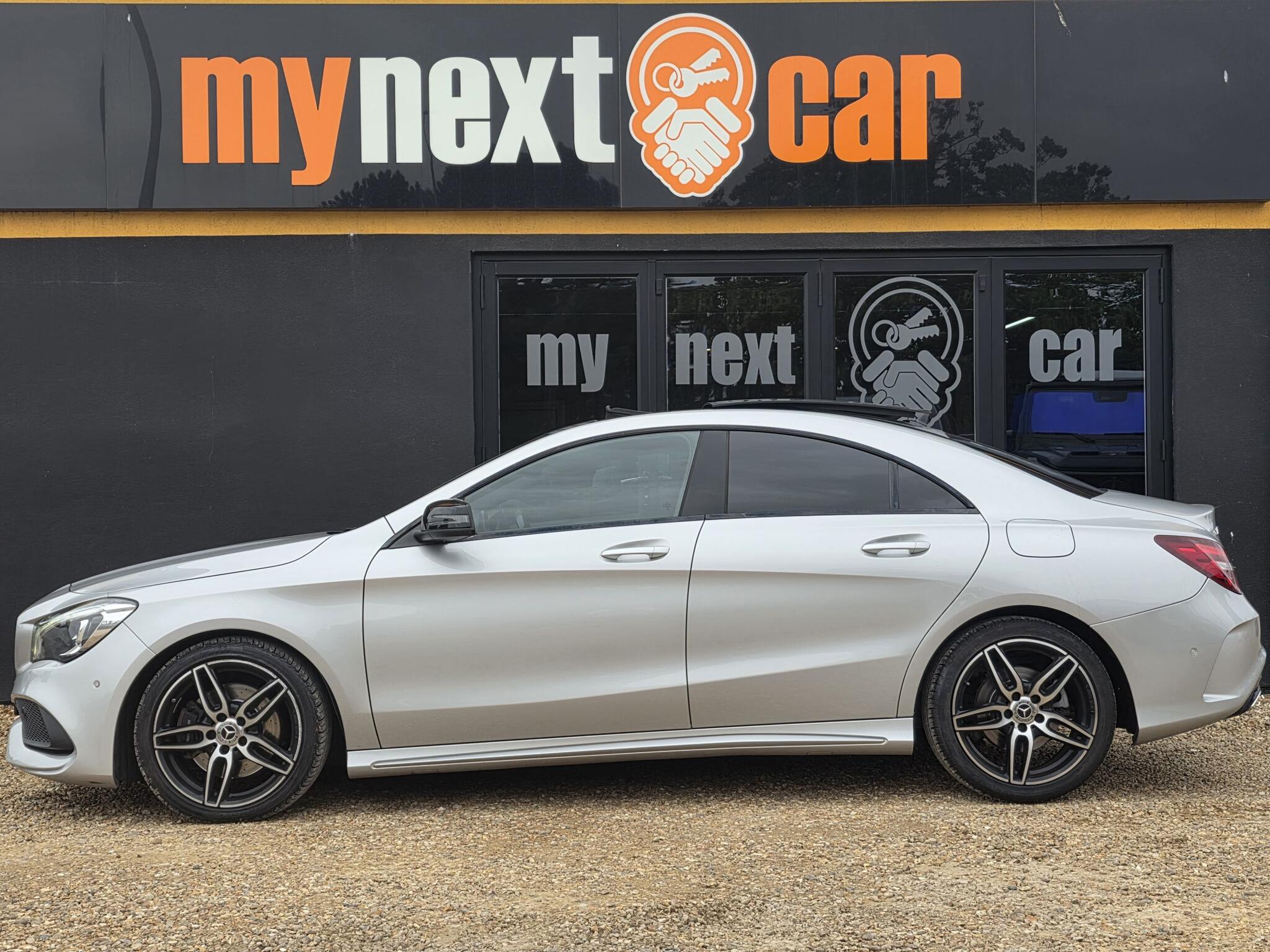 Mercedes-Benz Cla view 6