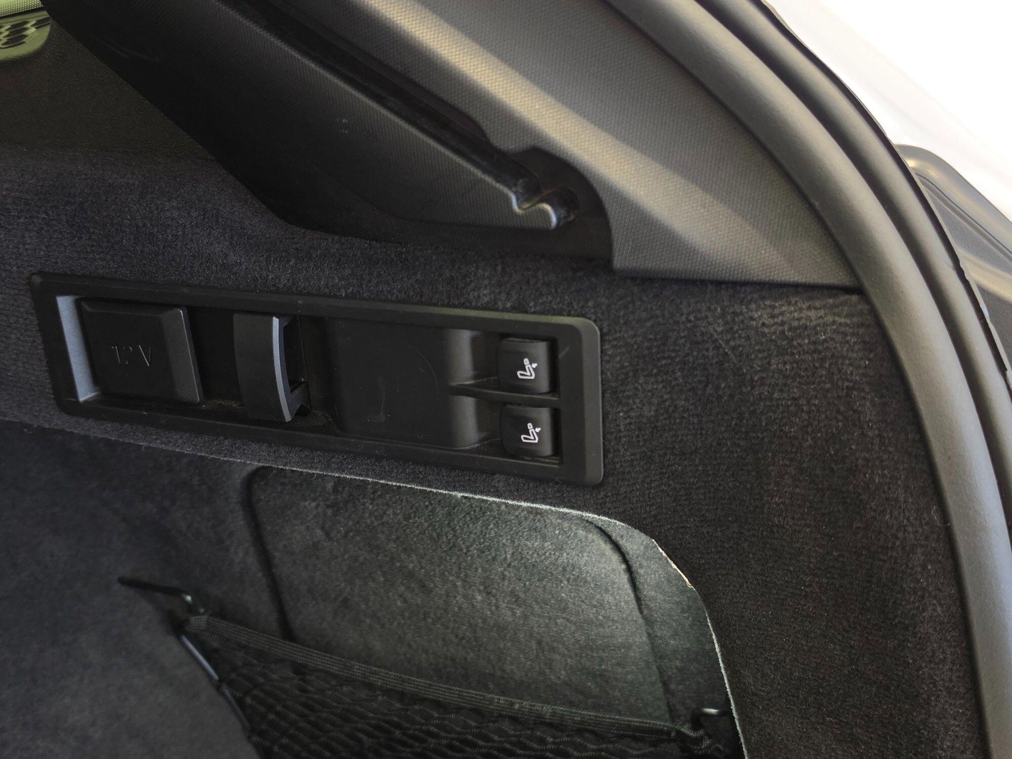 BMW 3 Series view 64