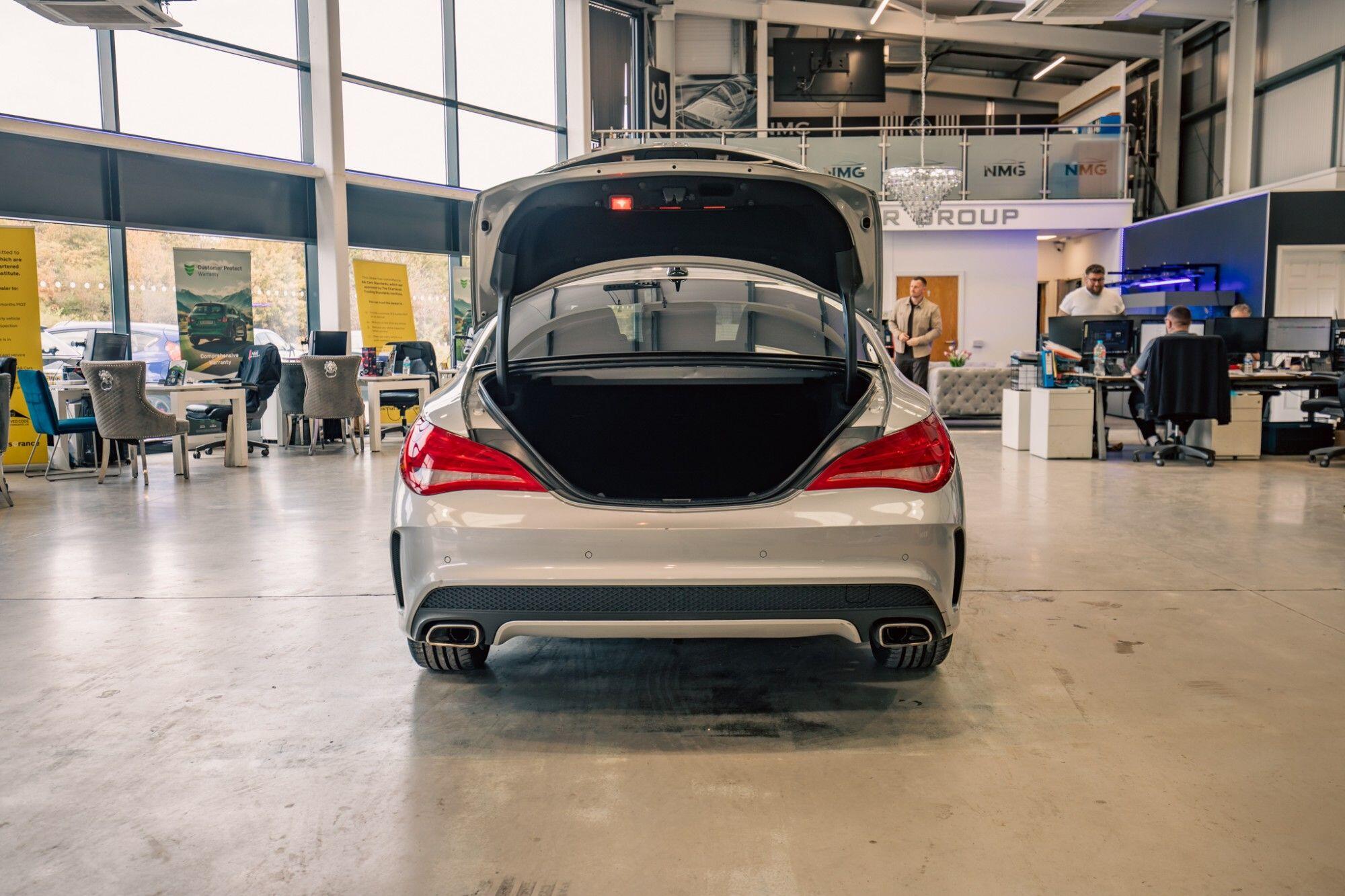 Mercedes-Benz Cla view 30