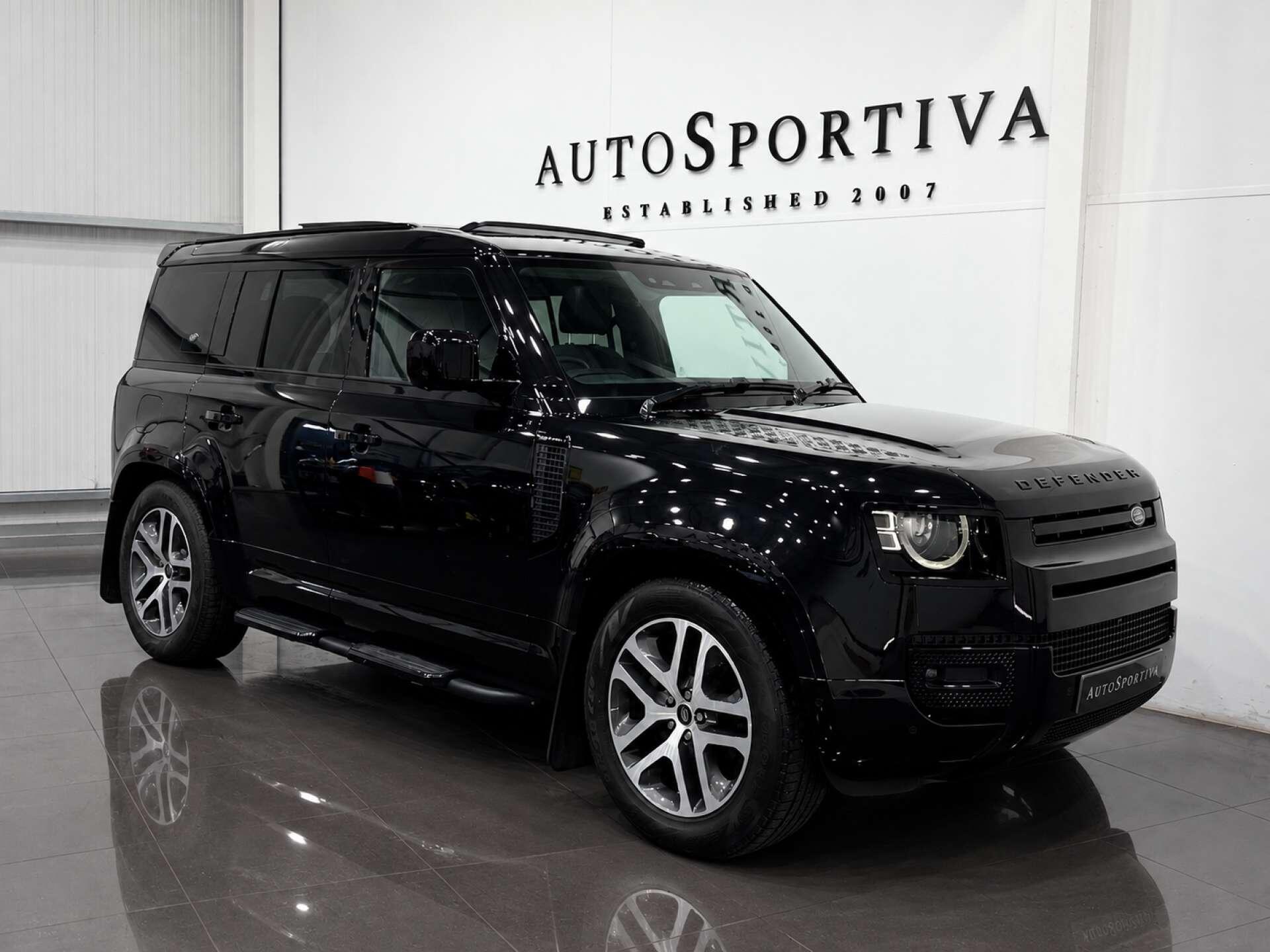 Land Rover Defender view 5