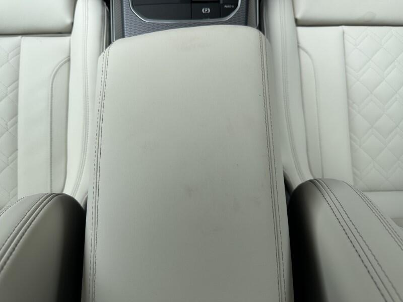 BMW i4 view 47