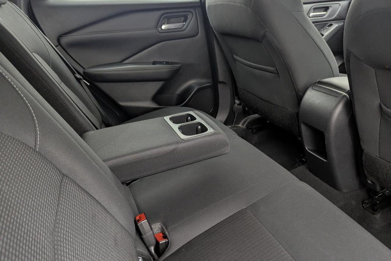 Nissan Qashqai view 18