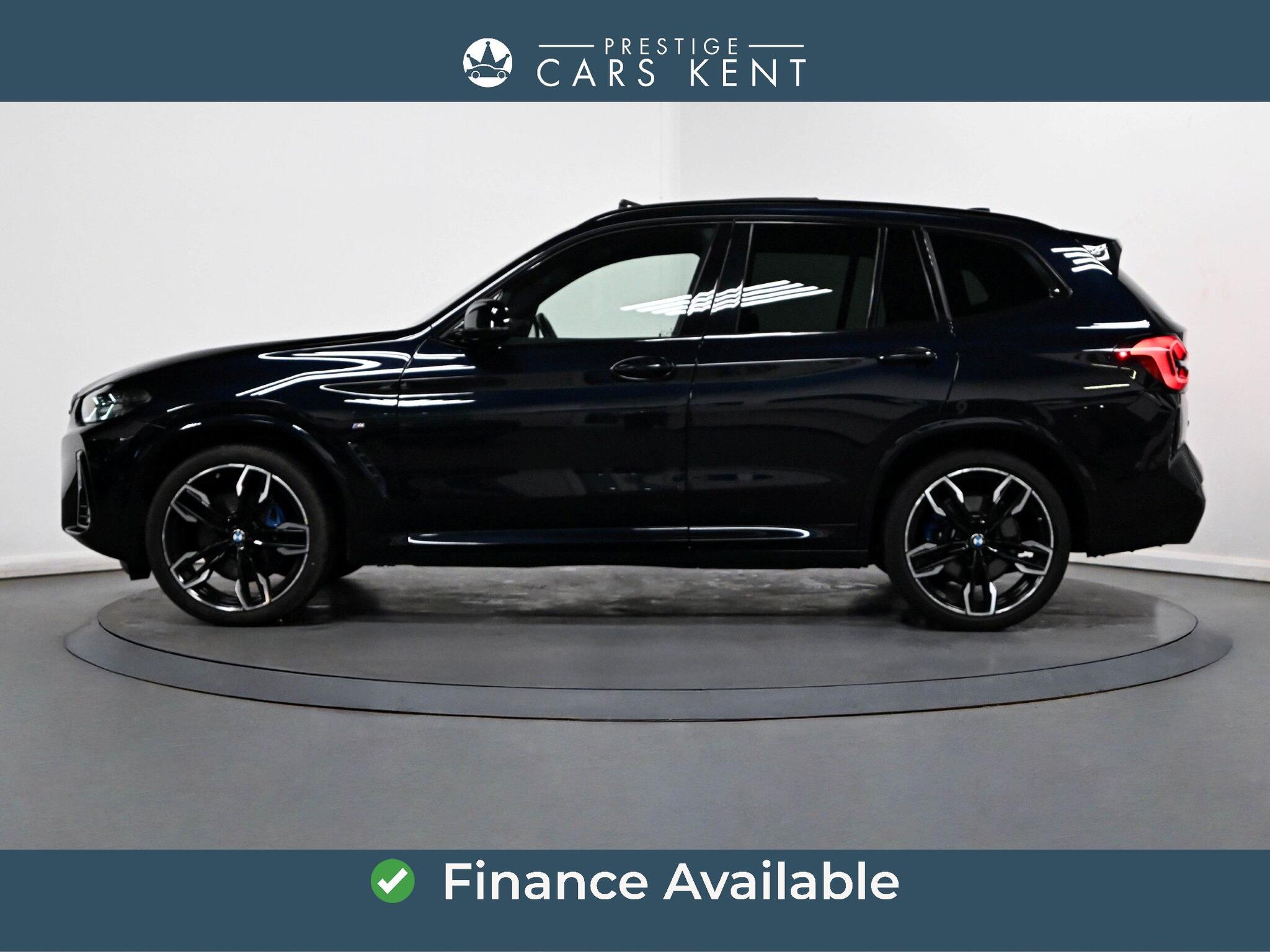 BMW X3 view 4