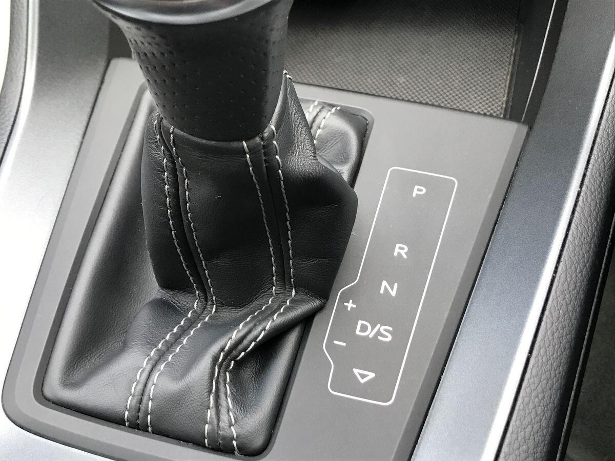 Audi Q3 view 17