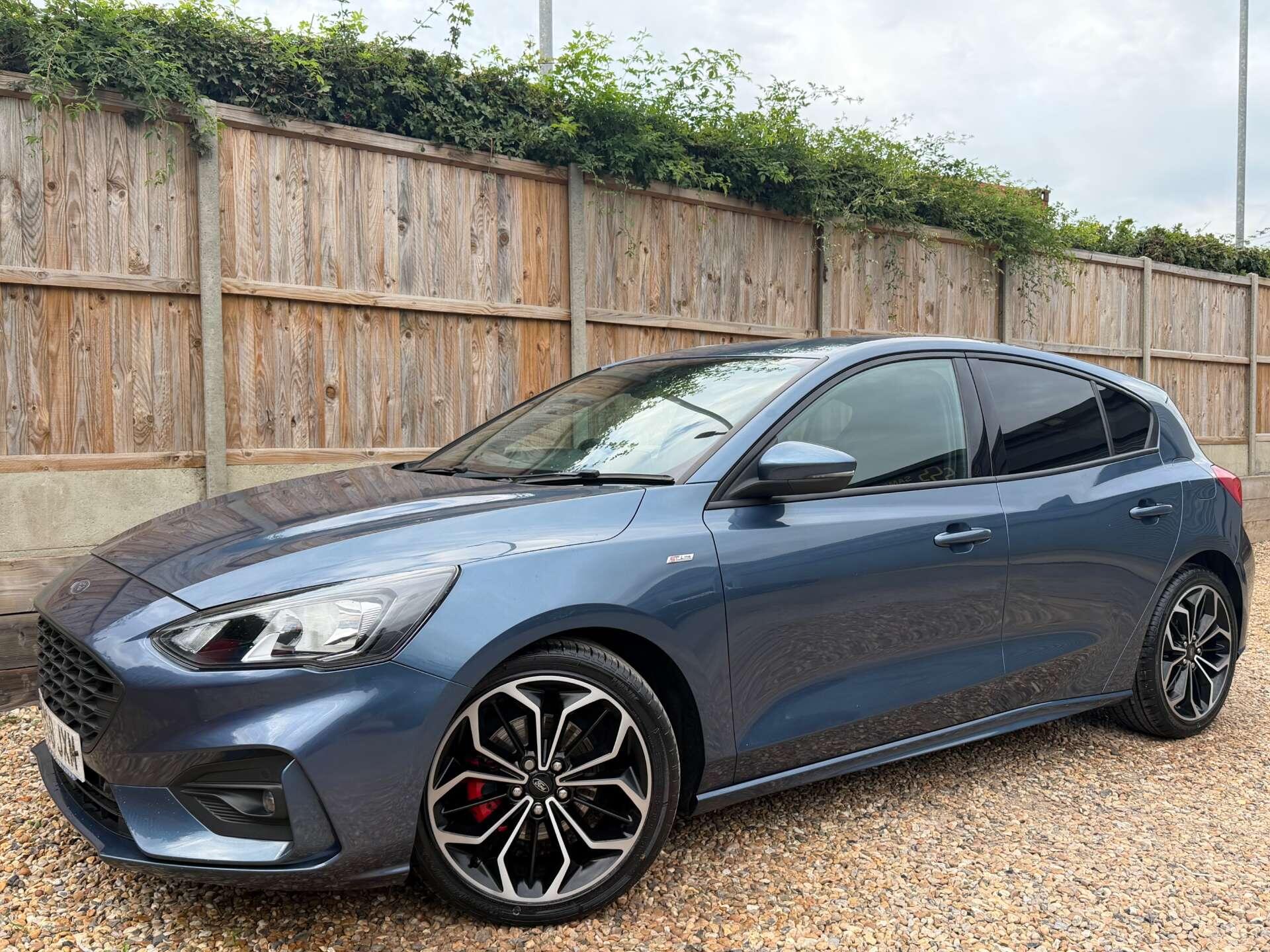 Ford Focus view 4