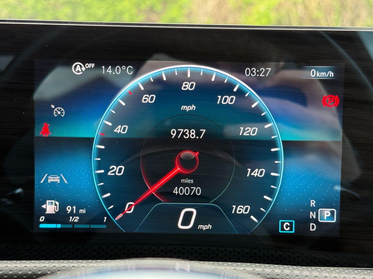 Mercedes-Benz CLA view 35
