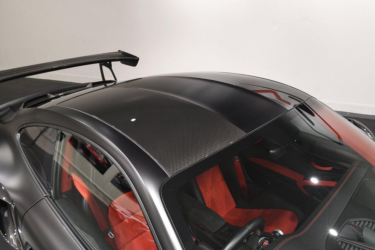 Porsche 911 view 55