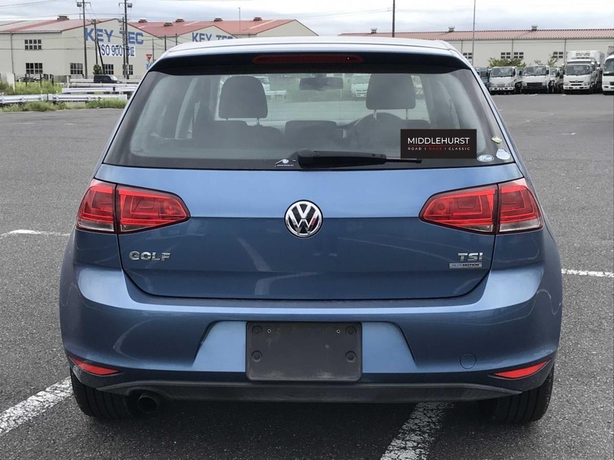 Volkswagen Golf view 6