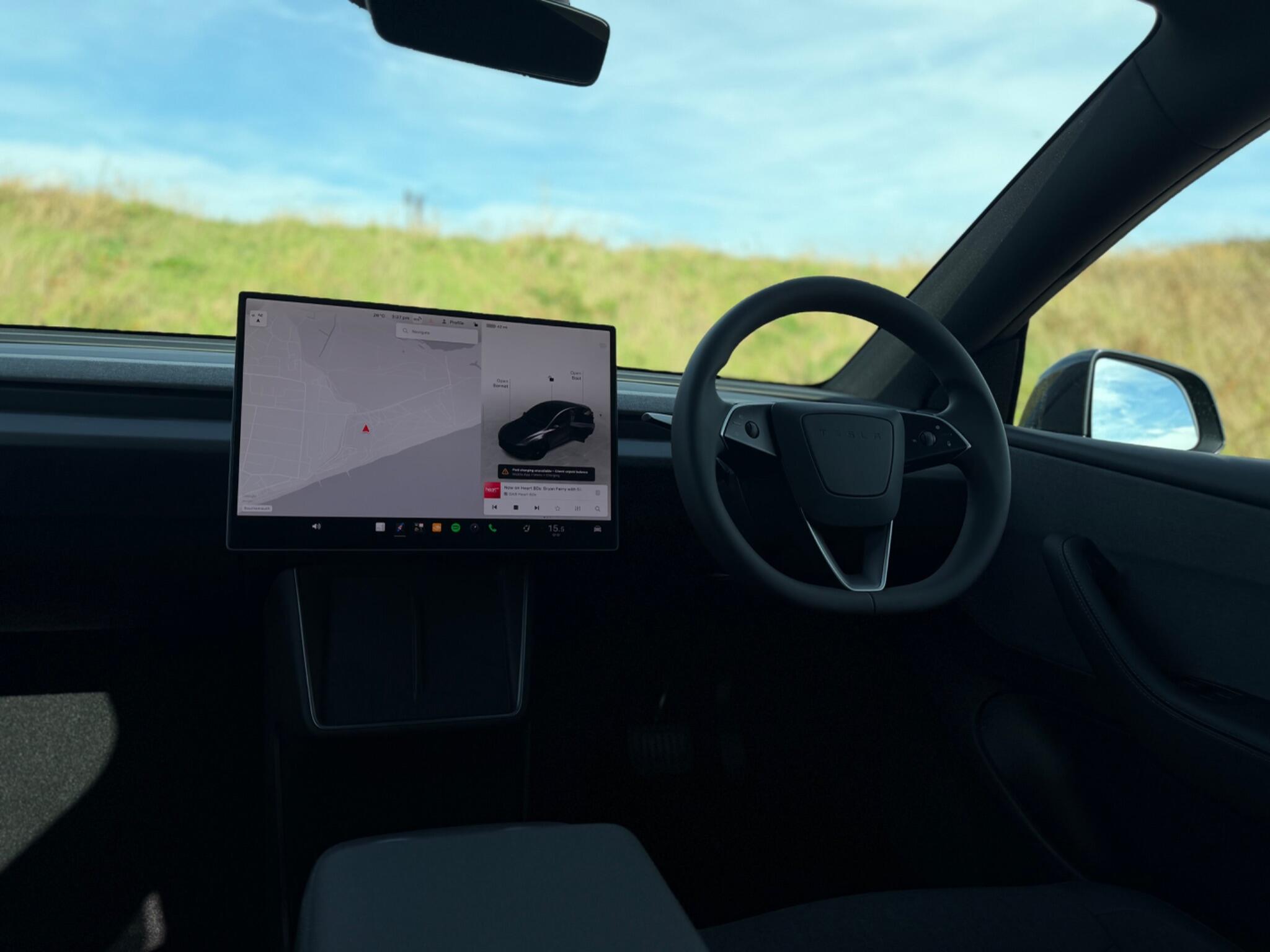 Tesla Model Y view 21