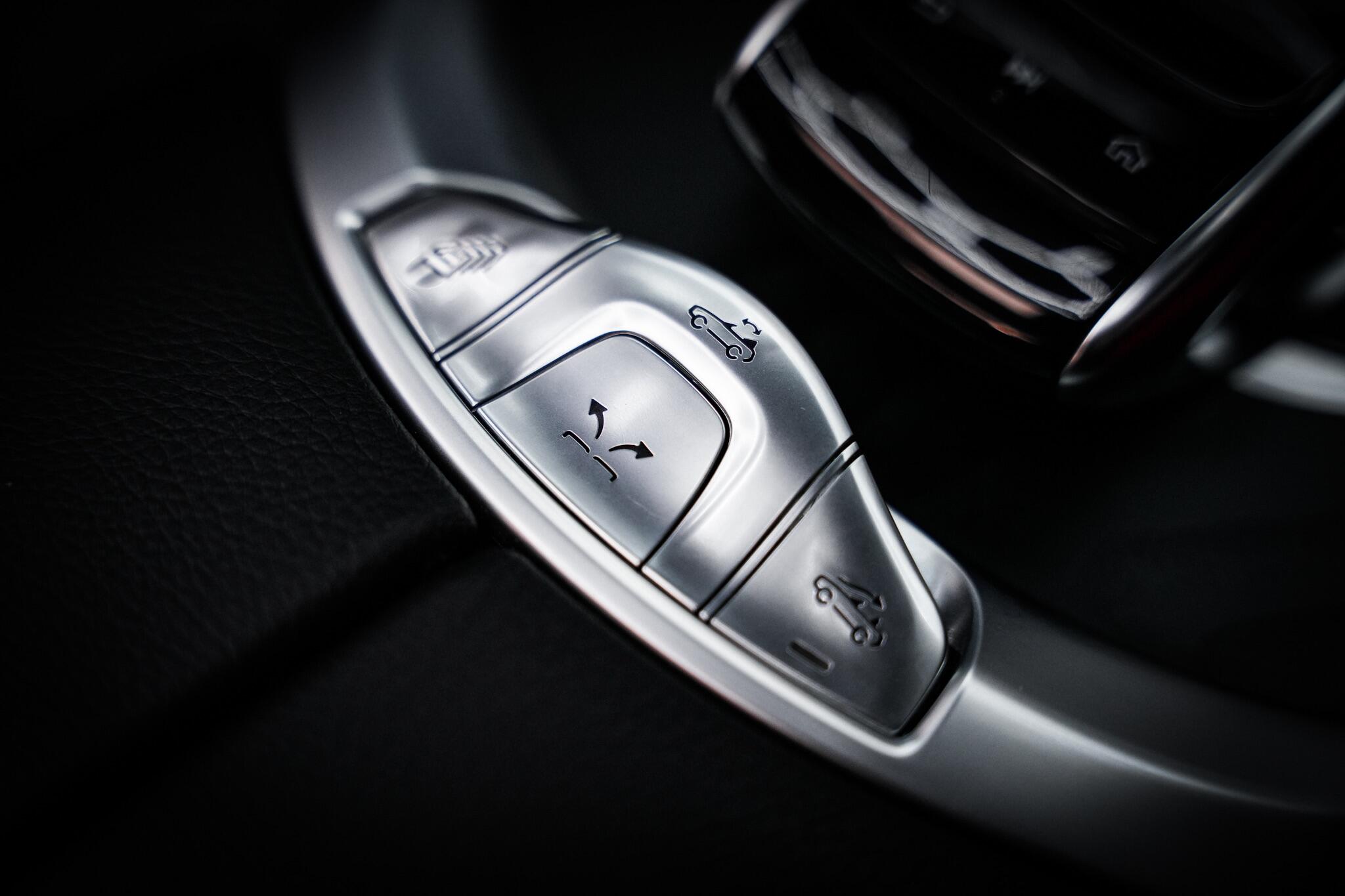 Mercedes-Benz C-Class view 45