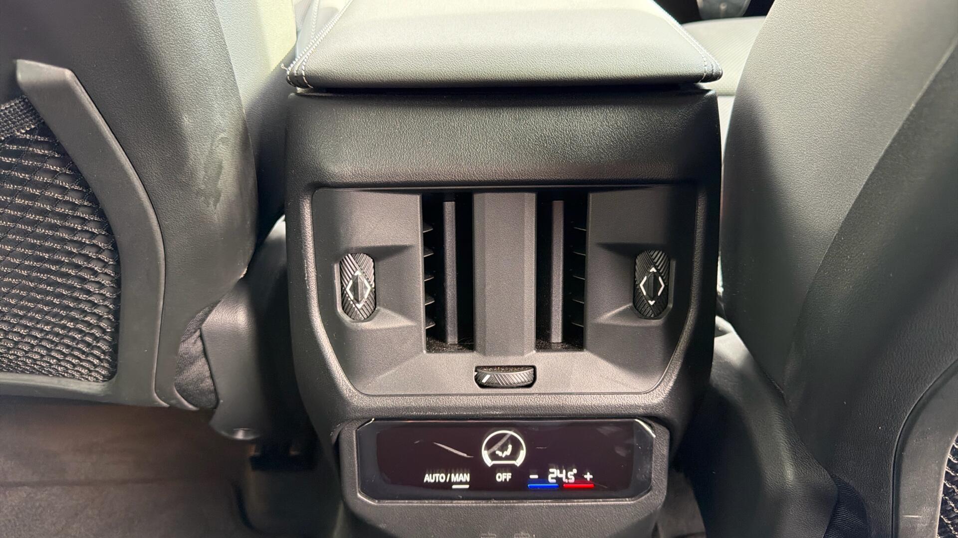 BMW X3 view 40