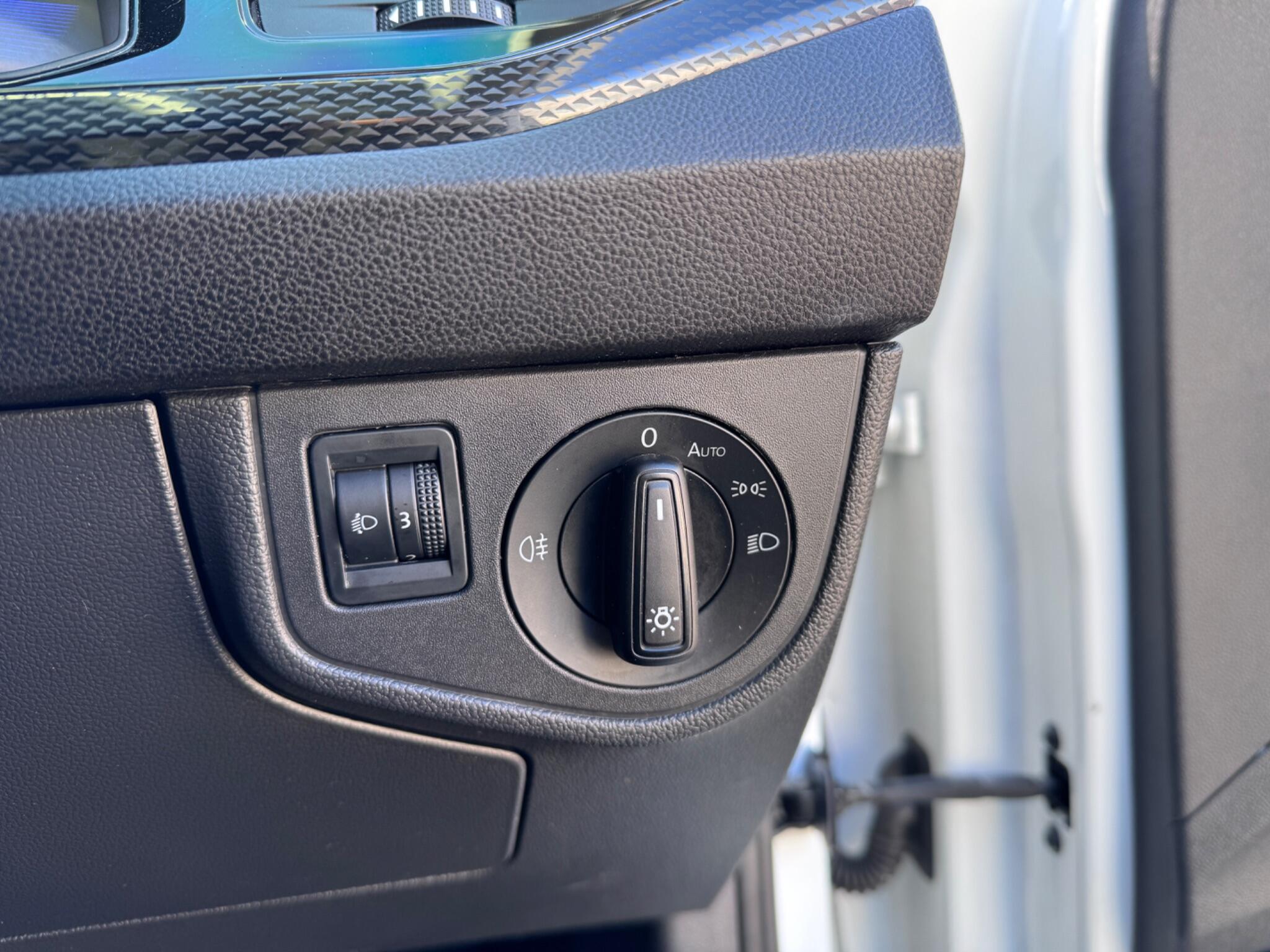 Volkswagen Polo view 7