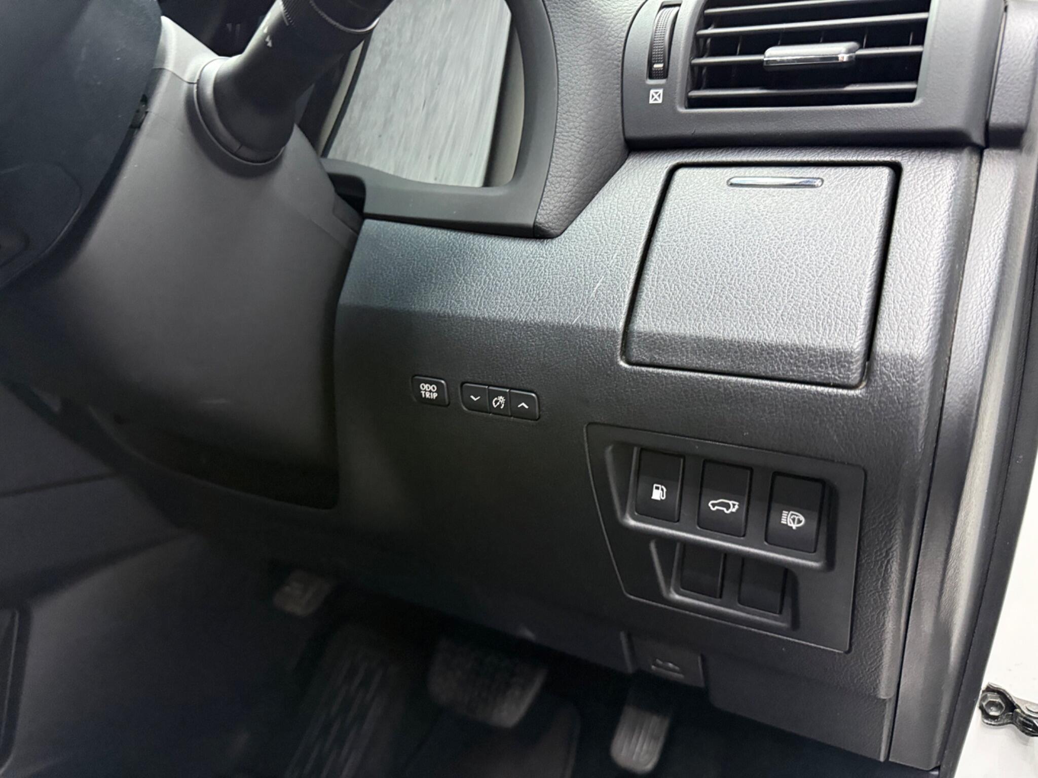 Lexus RX view 19