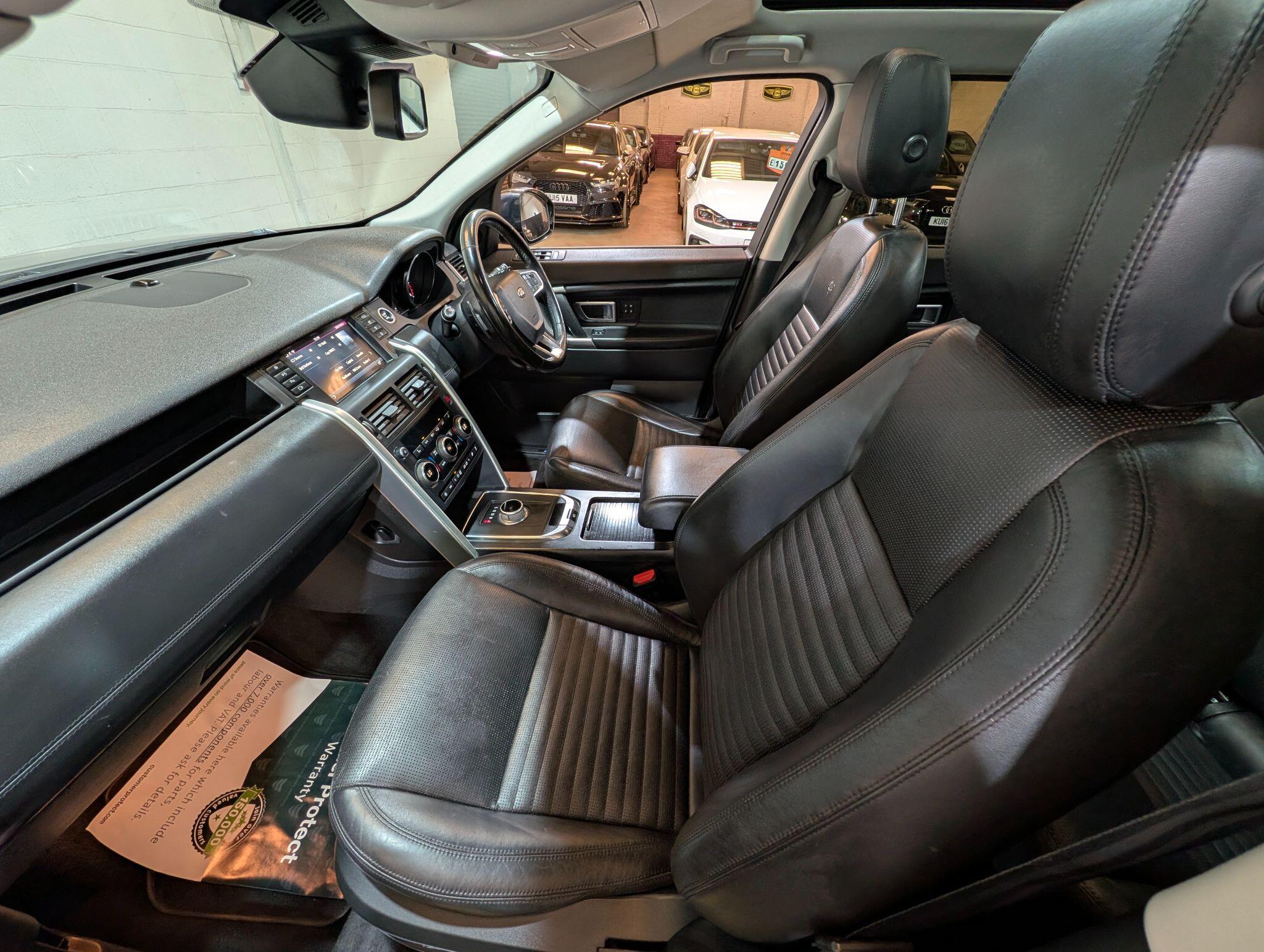 Land Rover Discovery Sport view 67