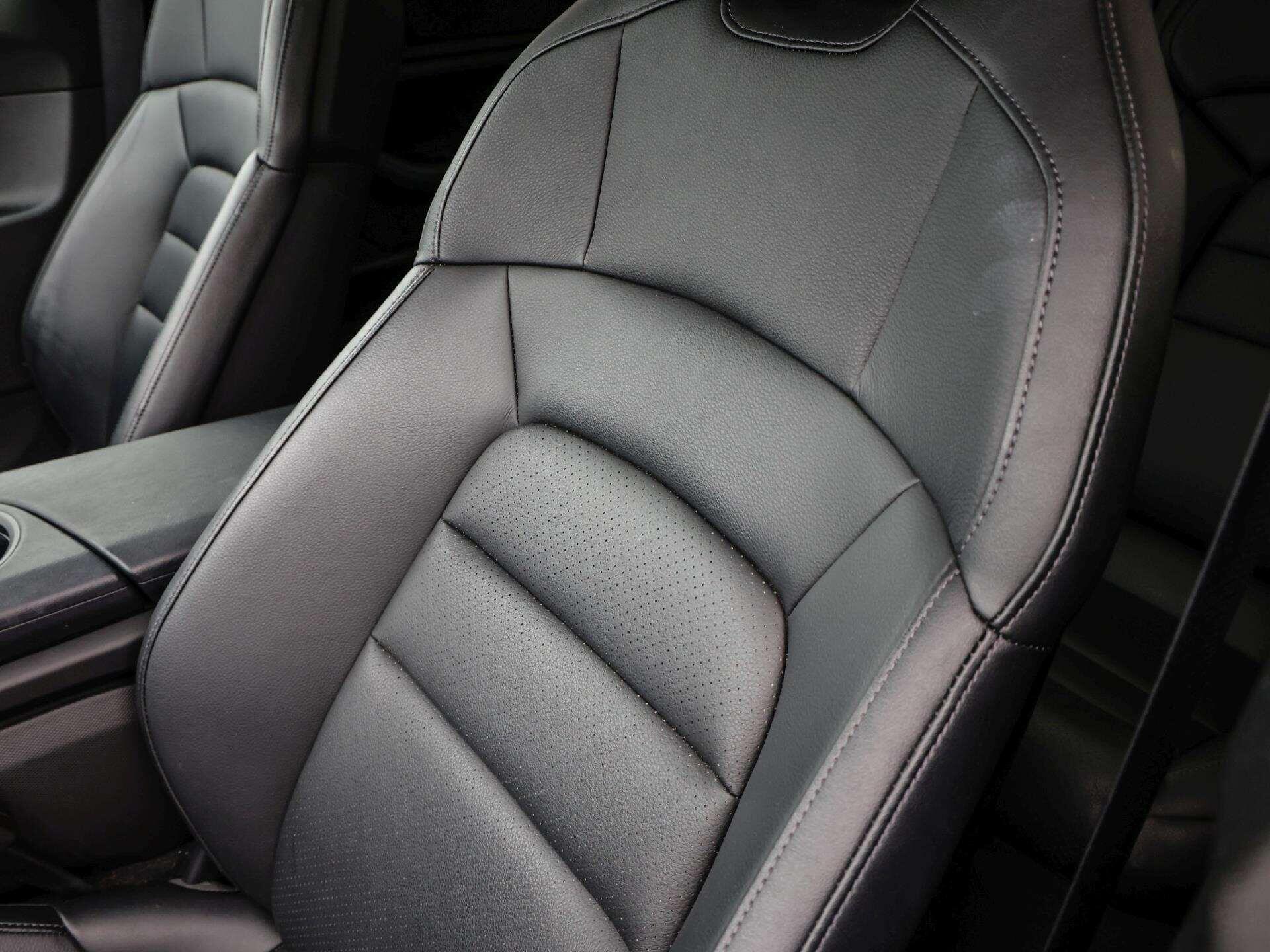 Porsche Taycan view 16