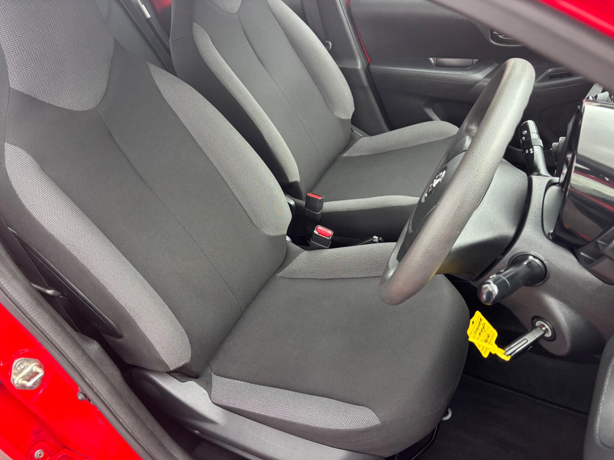 Toyota Aygo view 16