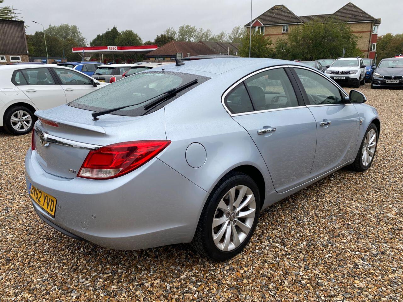 Vauxhall Insignia view 4
