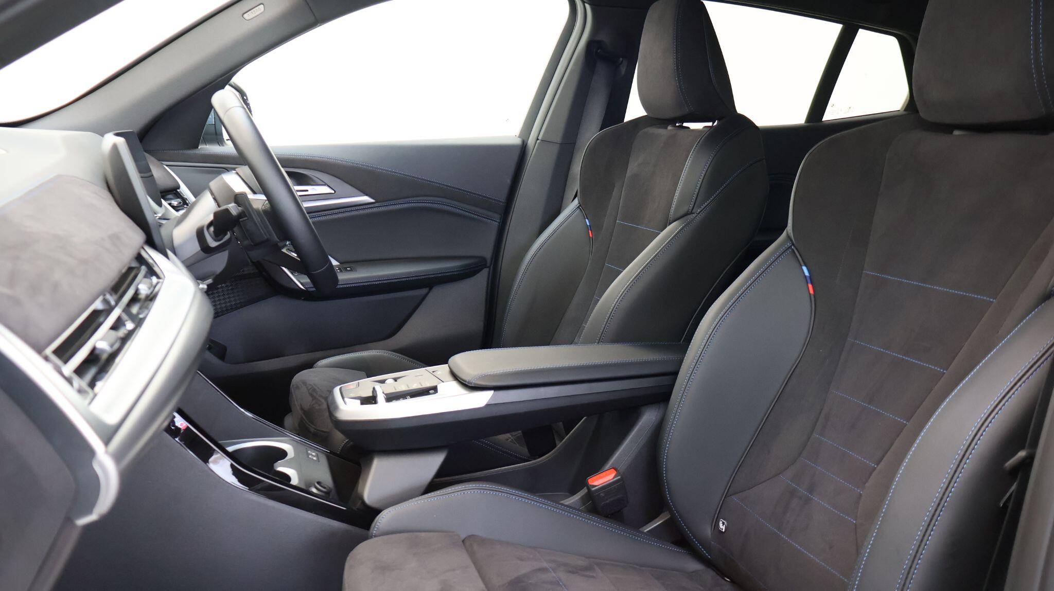 BMW X2 view 42