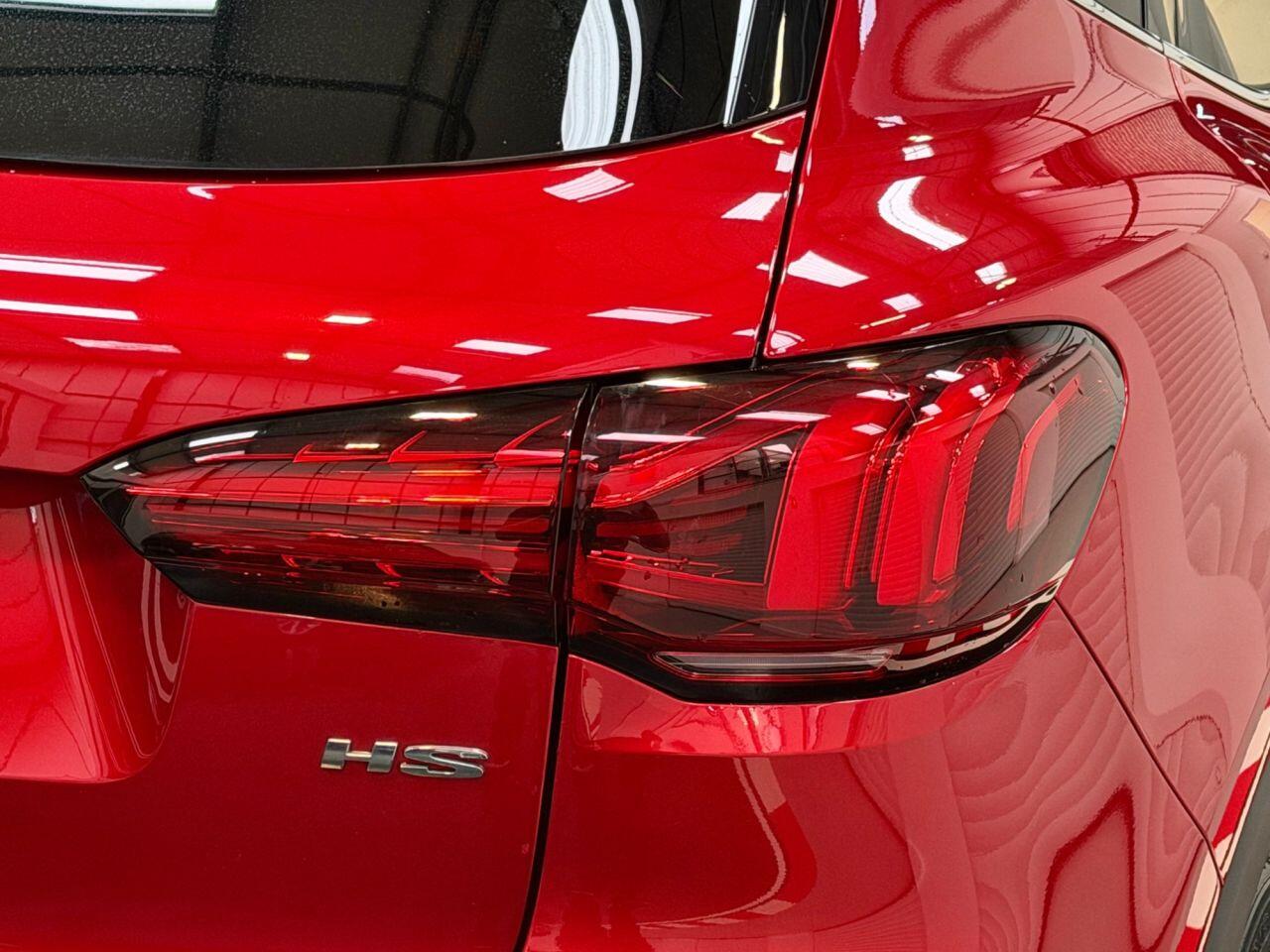 MG MG HS view 17