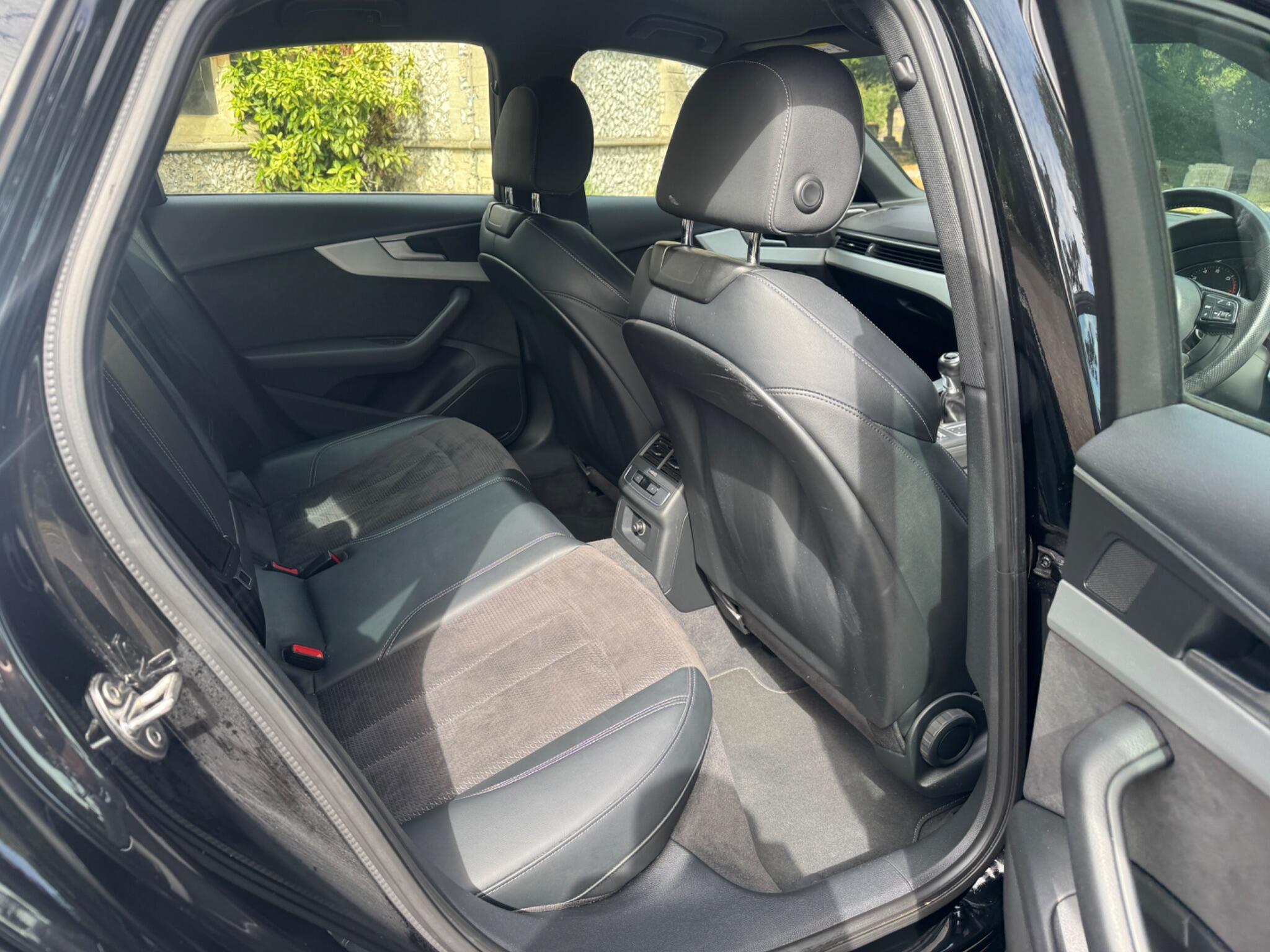 Audi A4 view 33