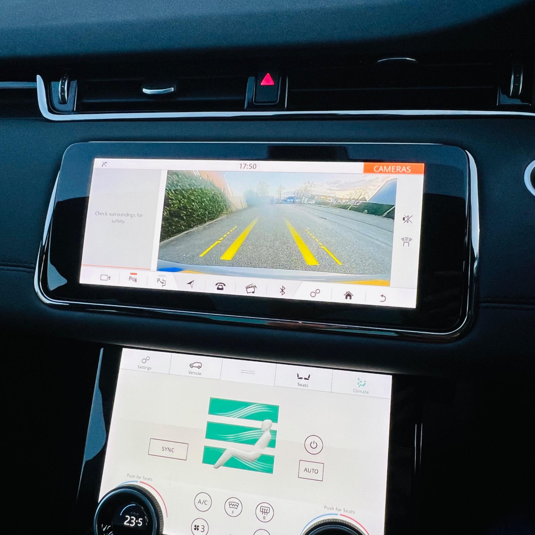 Land Rover Range Rover Evoque view 31