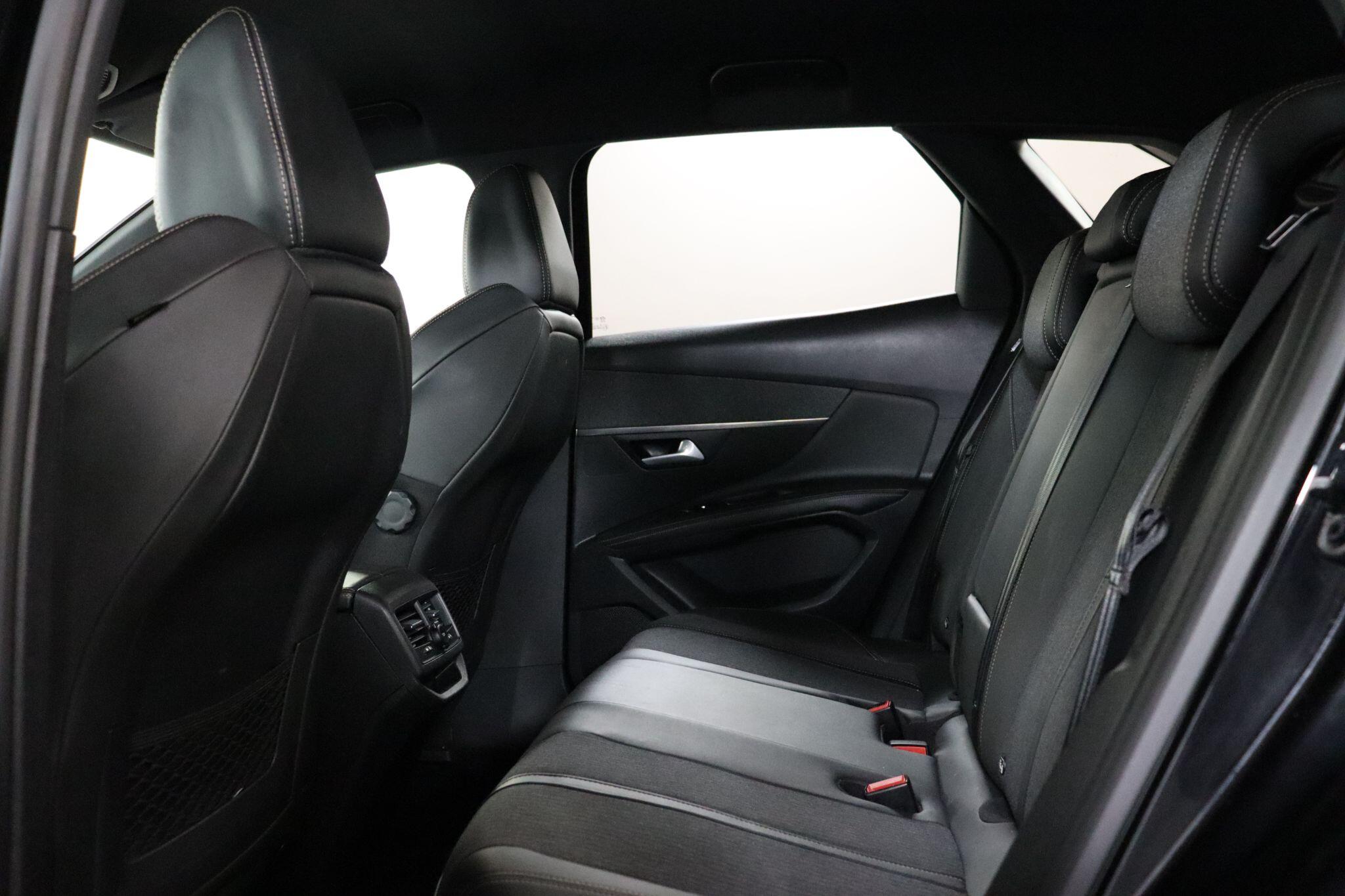 Peugeot 3008 view 42