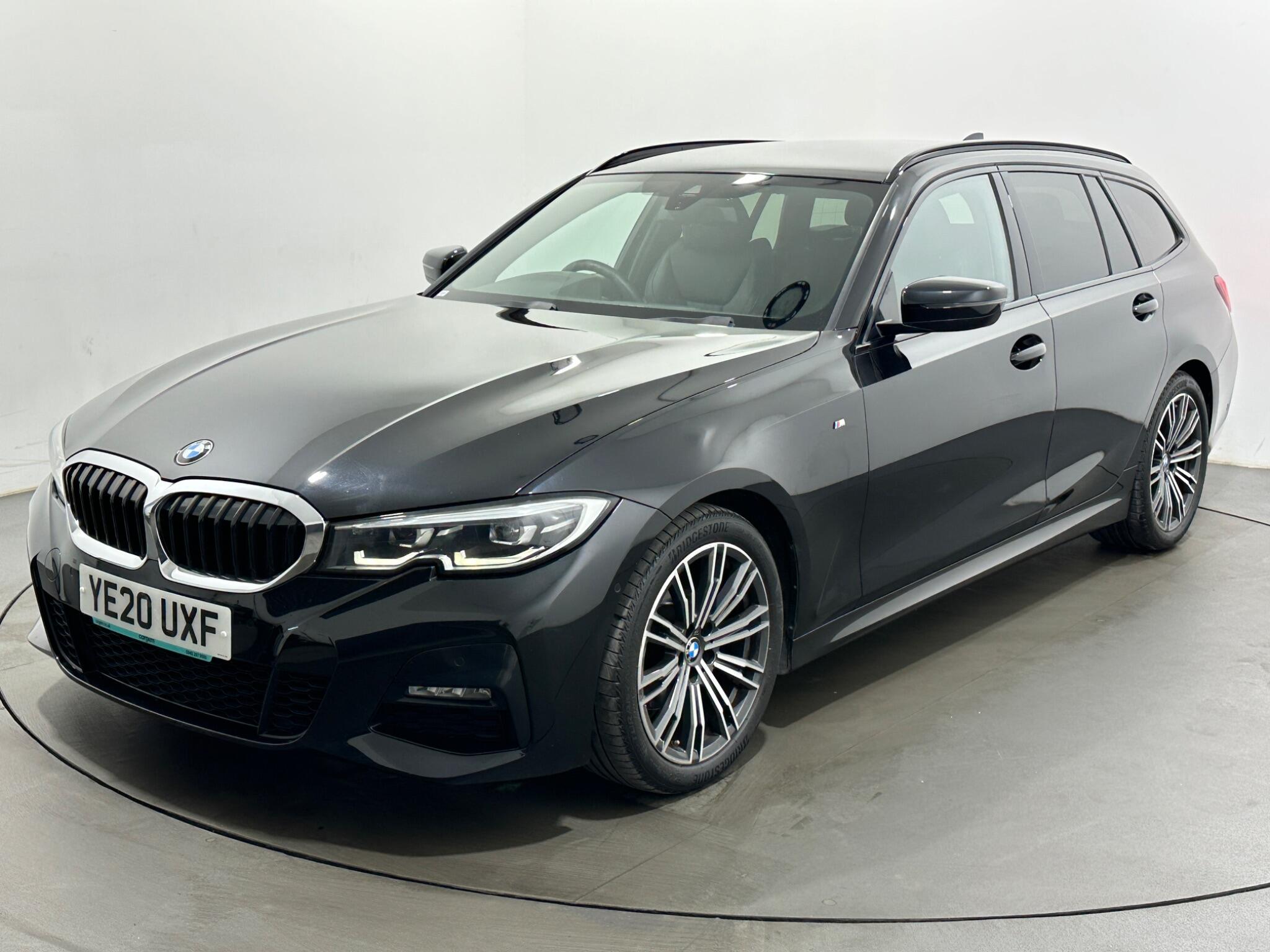 BMW 3 Series view 54