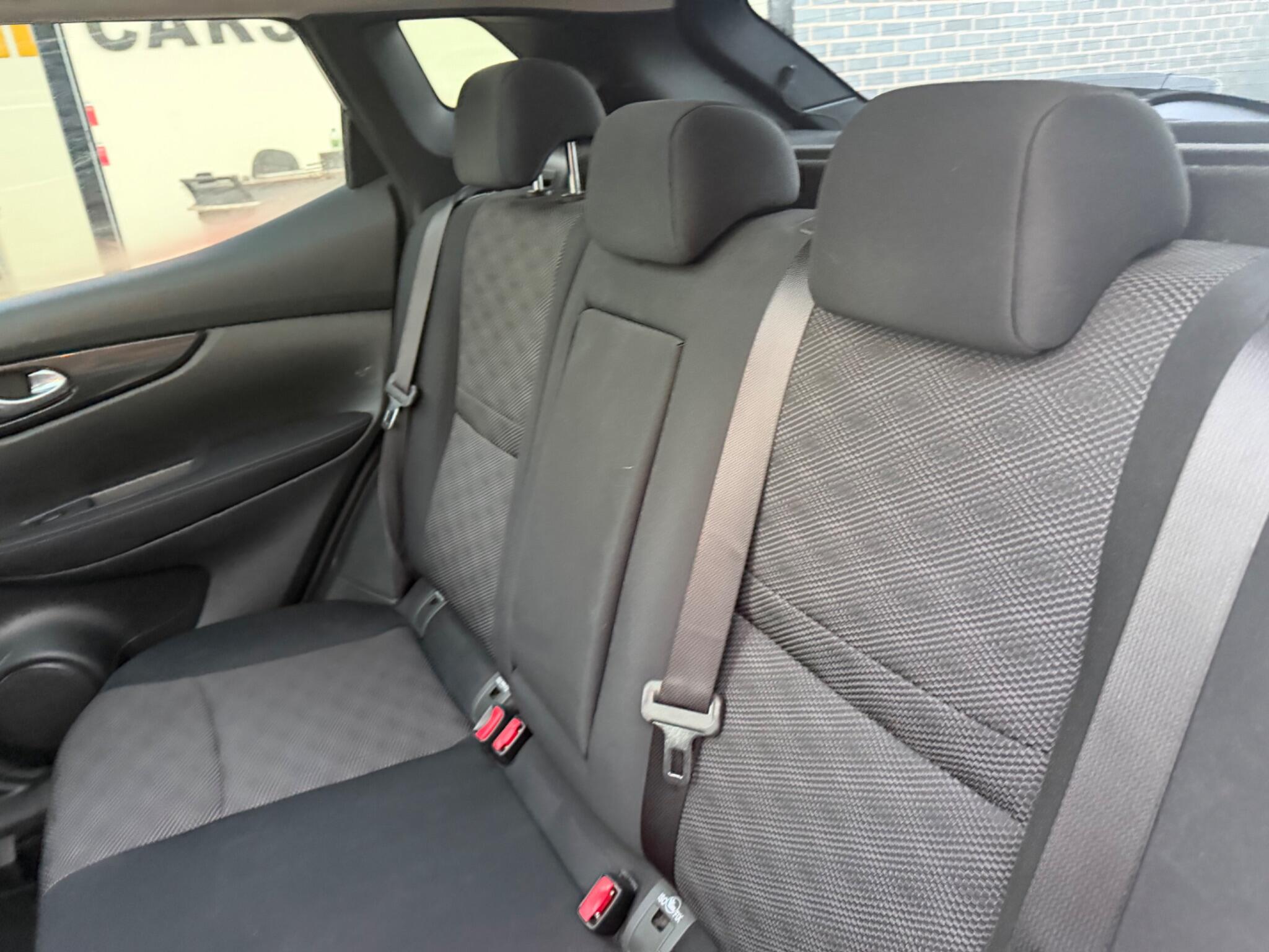 Nissan Qashqai view 27