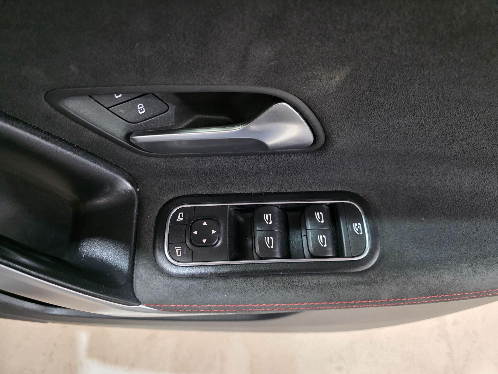 Mercedes-Benz A Class view 12
